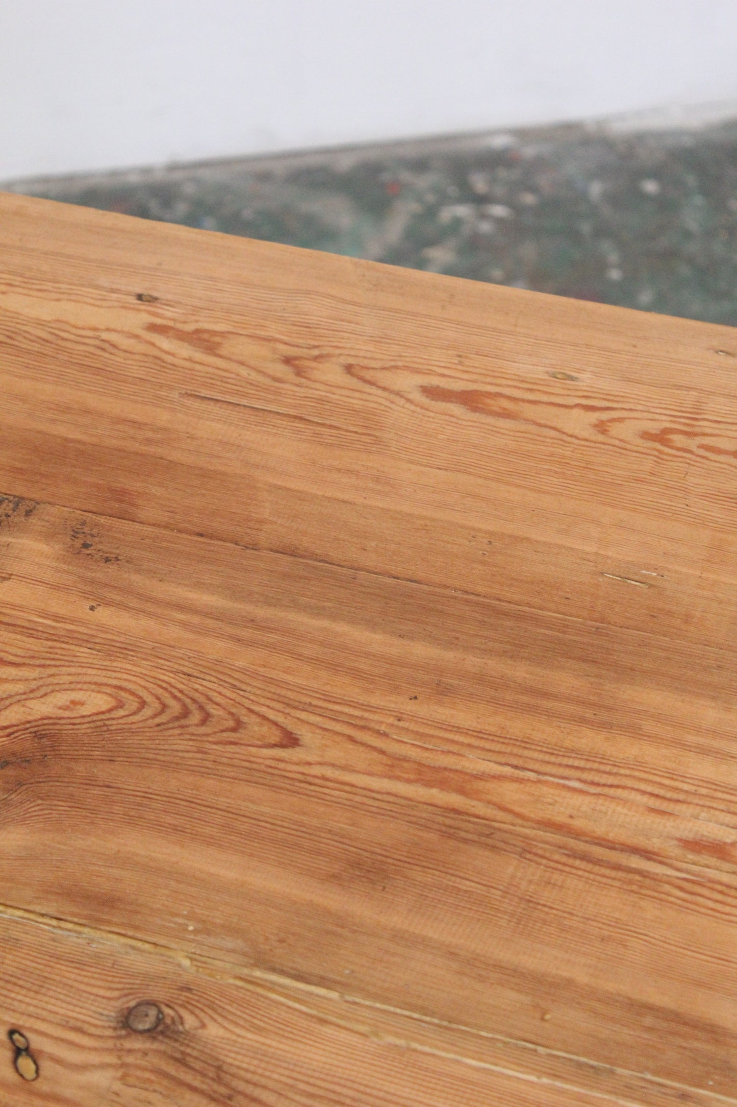 #1125 table