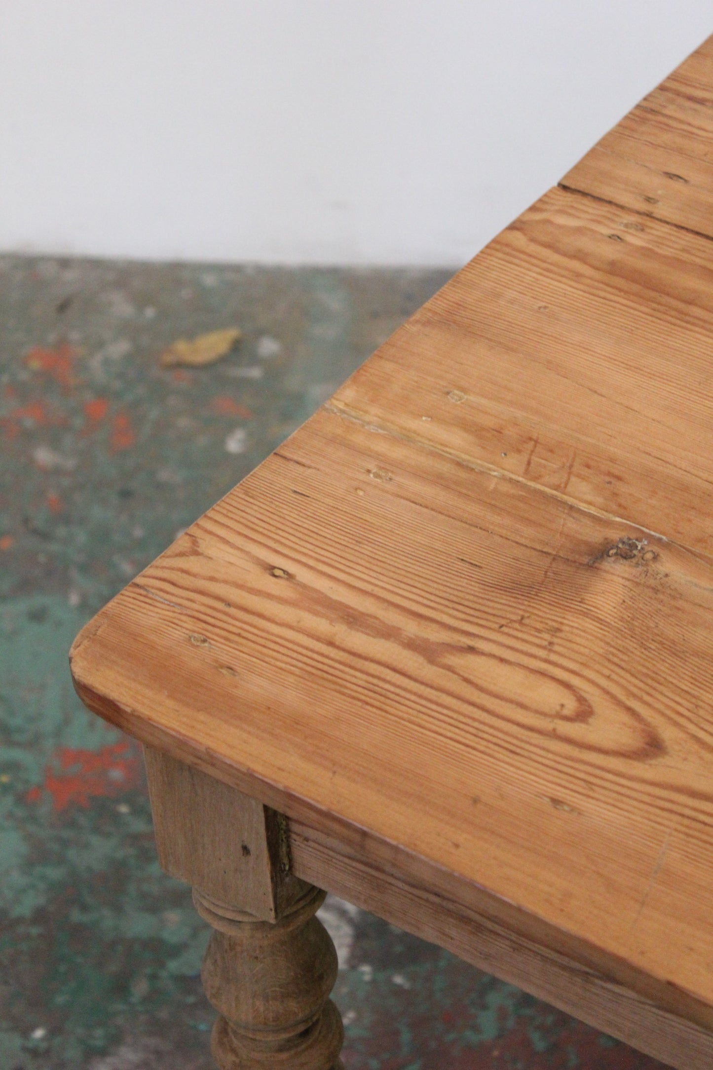 #1125 table