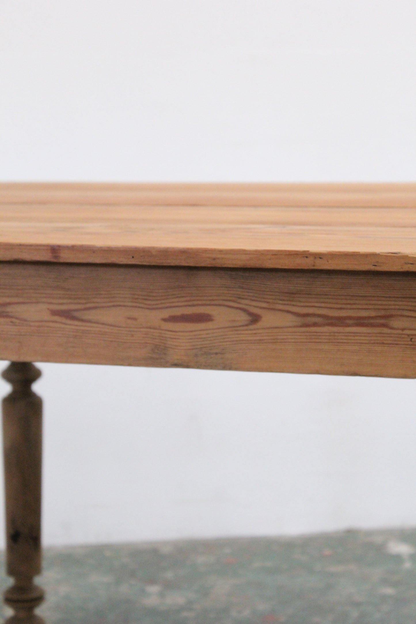 #1125 table