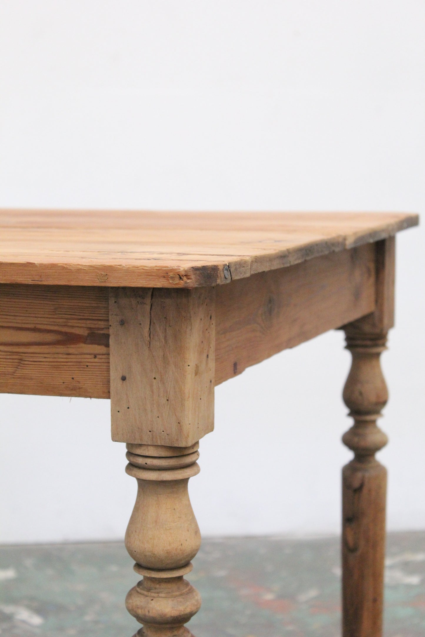 #1125 table