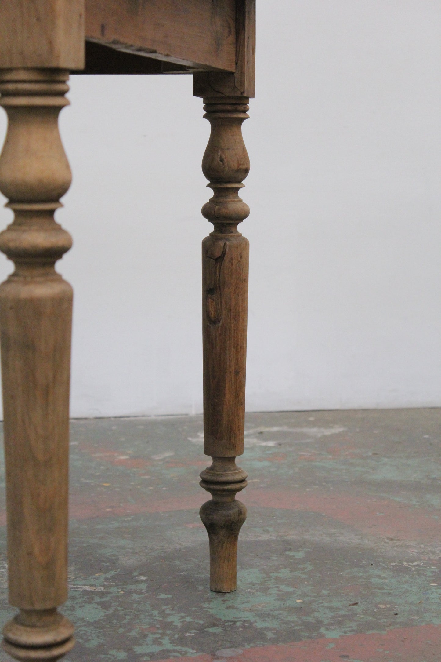 #1125 table