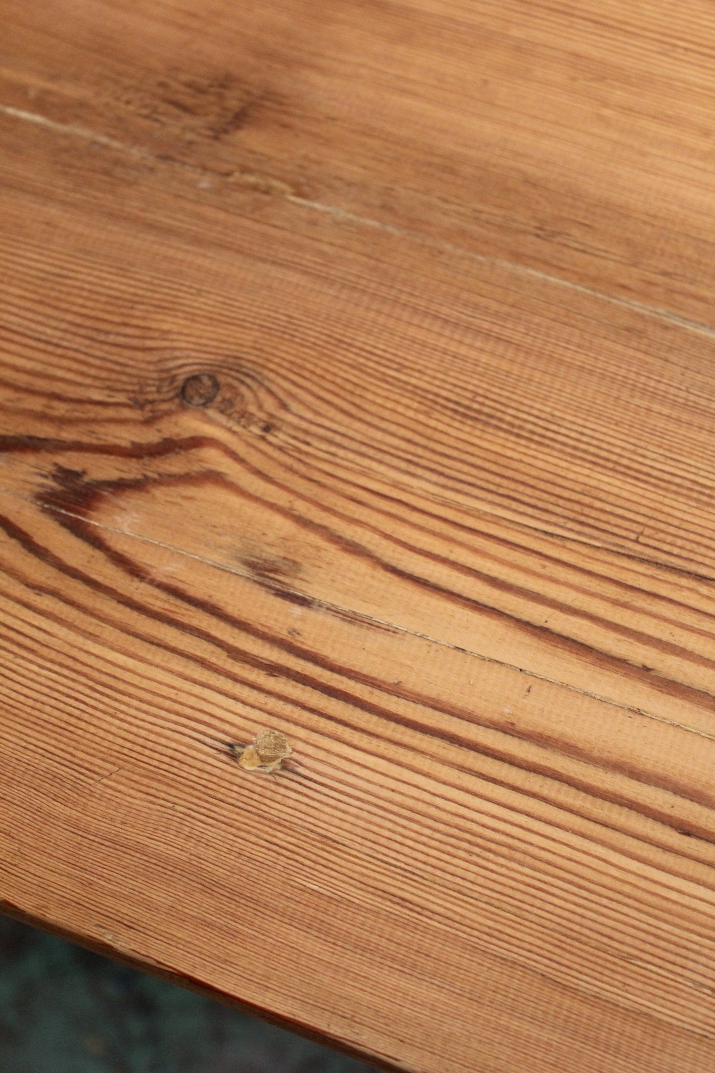 #1125 table