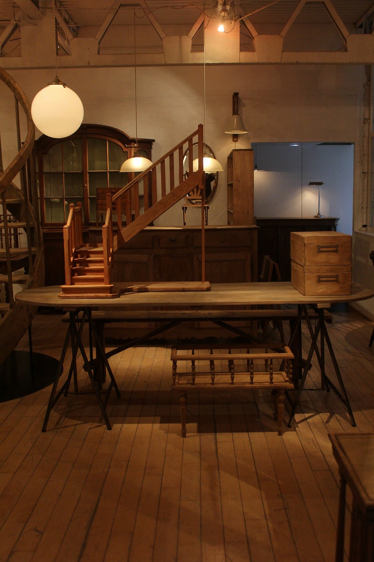 #0808 atelier table