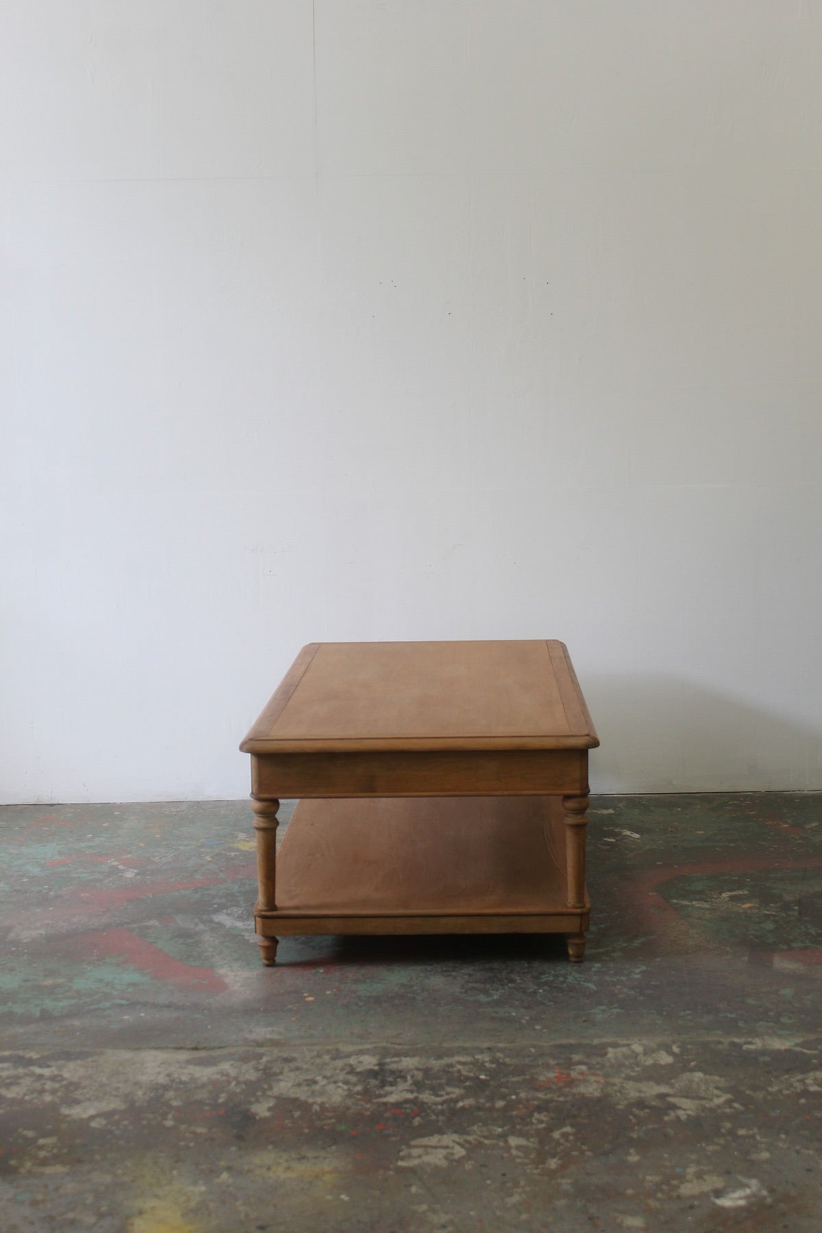 #0839 coffee table