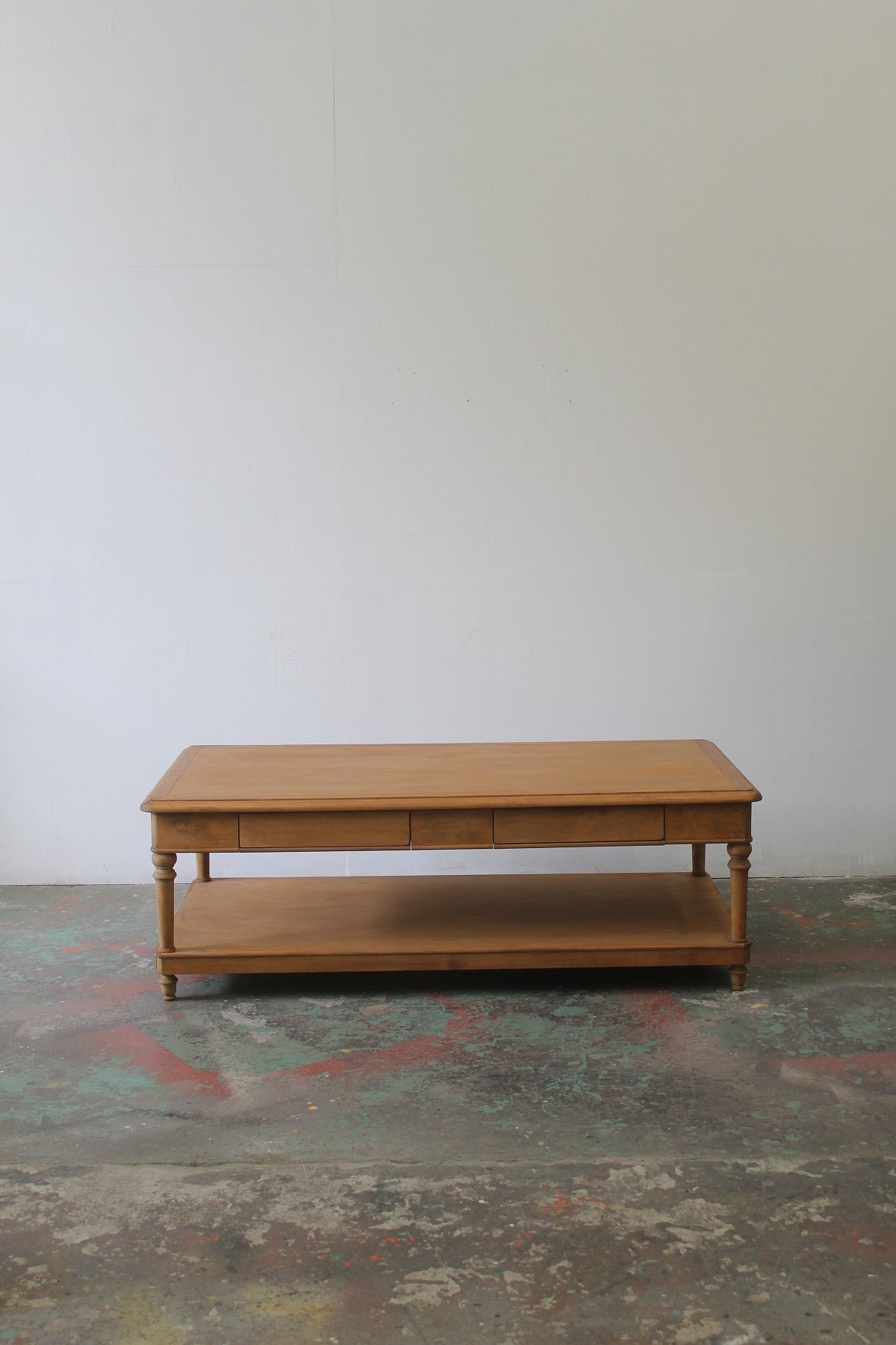 #0839 coffee table
