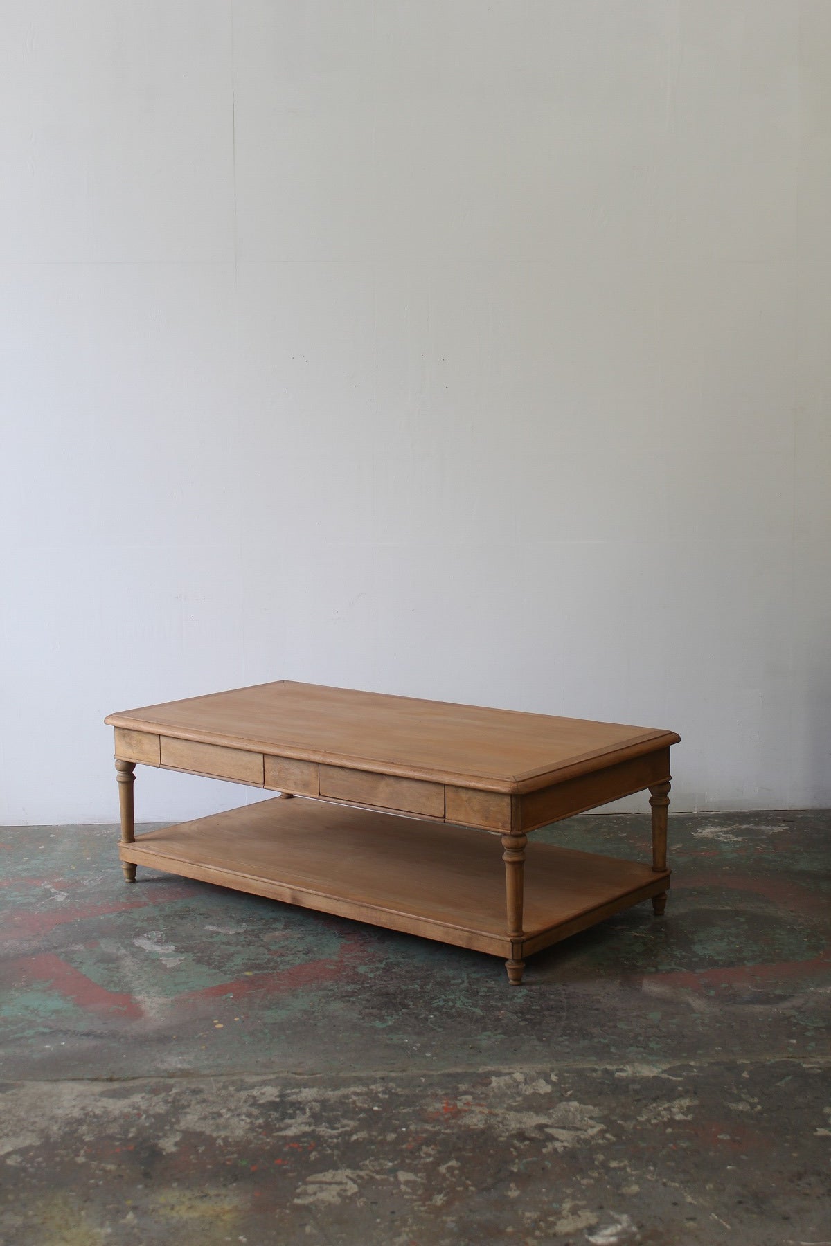 #0839 coffee table