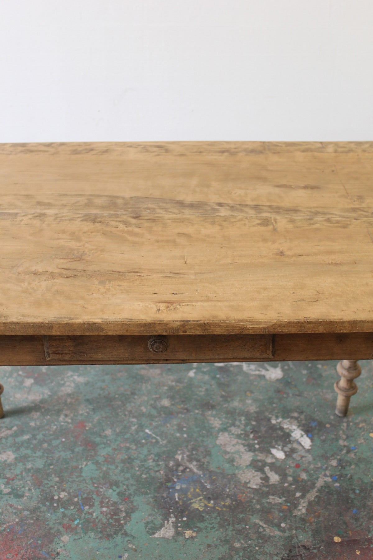 #0840 table