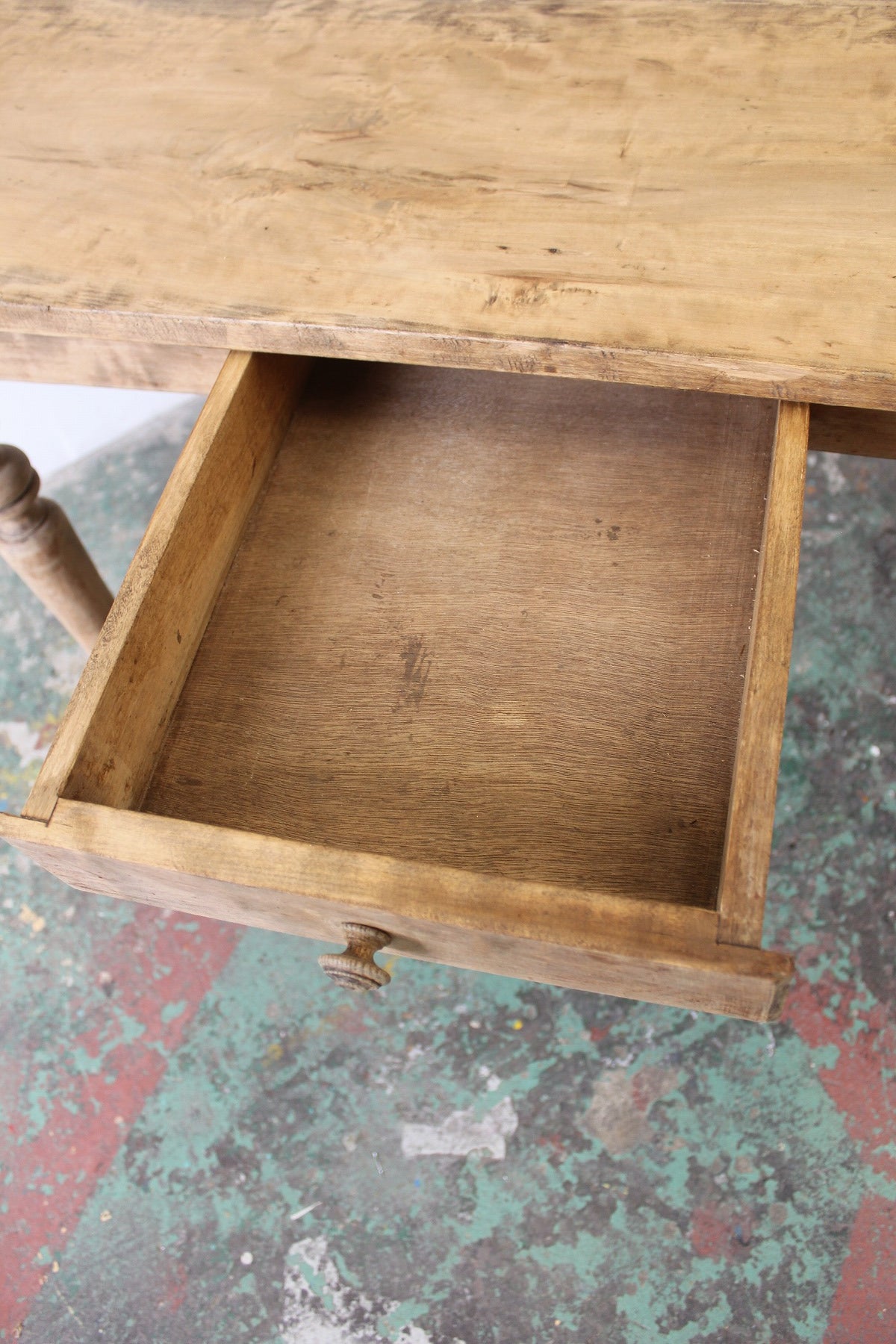 #0840 table