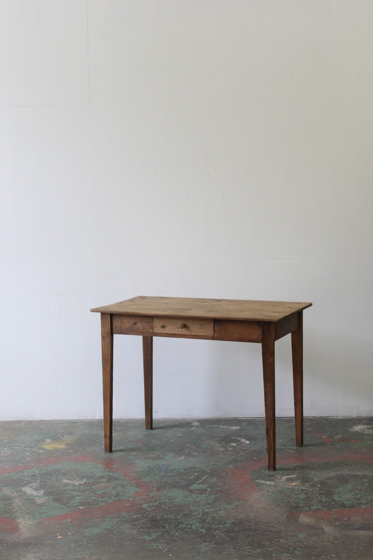 #0857 table