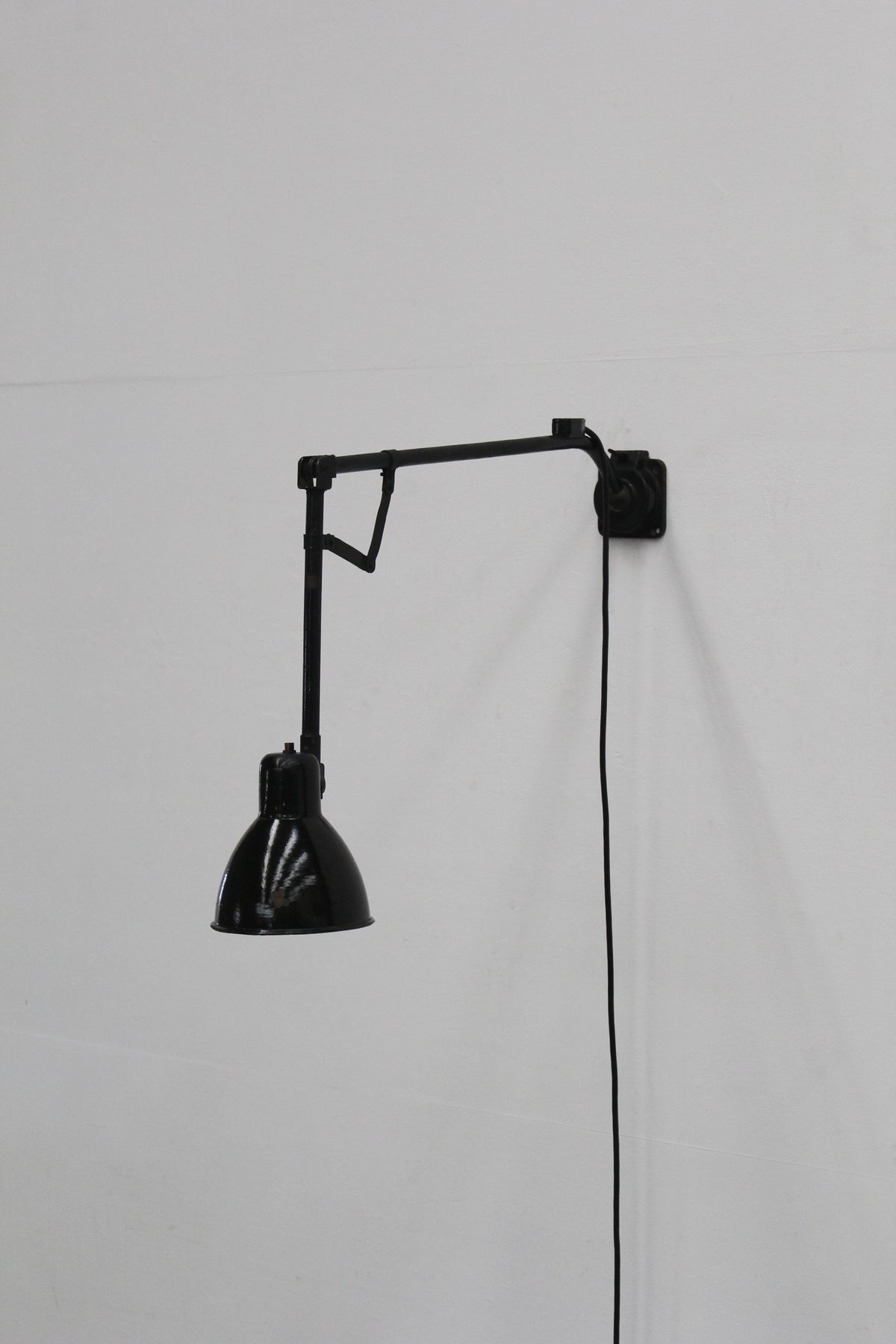 #1203 Kandem lamp