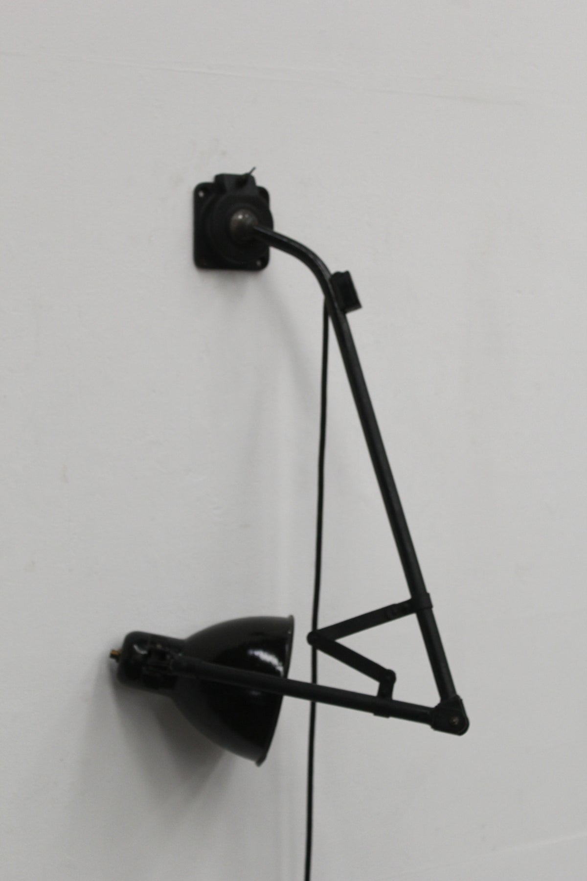 #1203 Kandem lamp