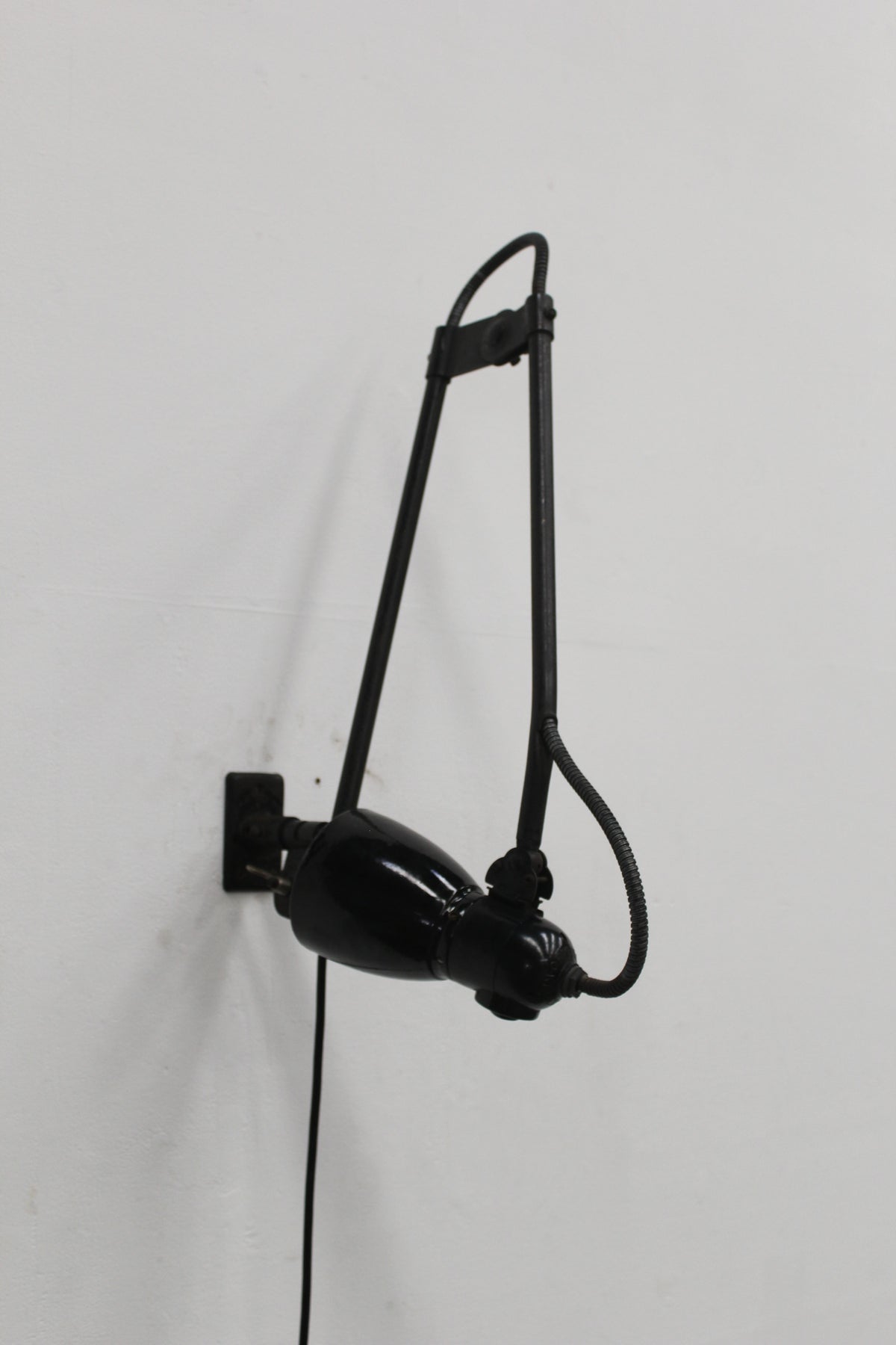 #1253 Kaiser Idell lamp