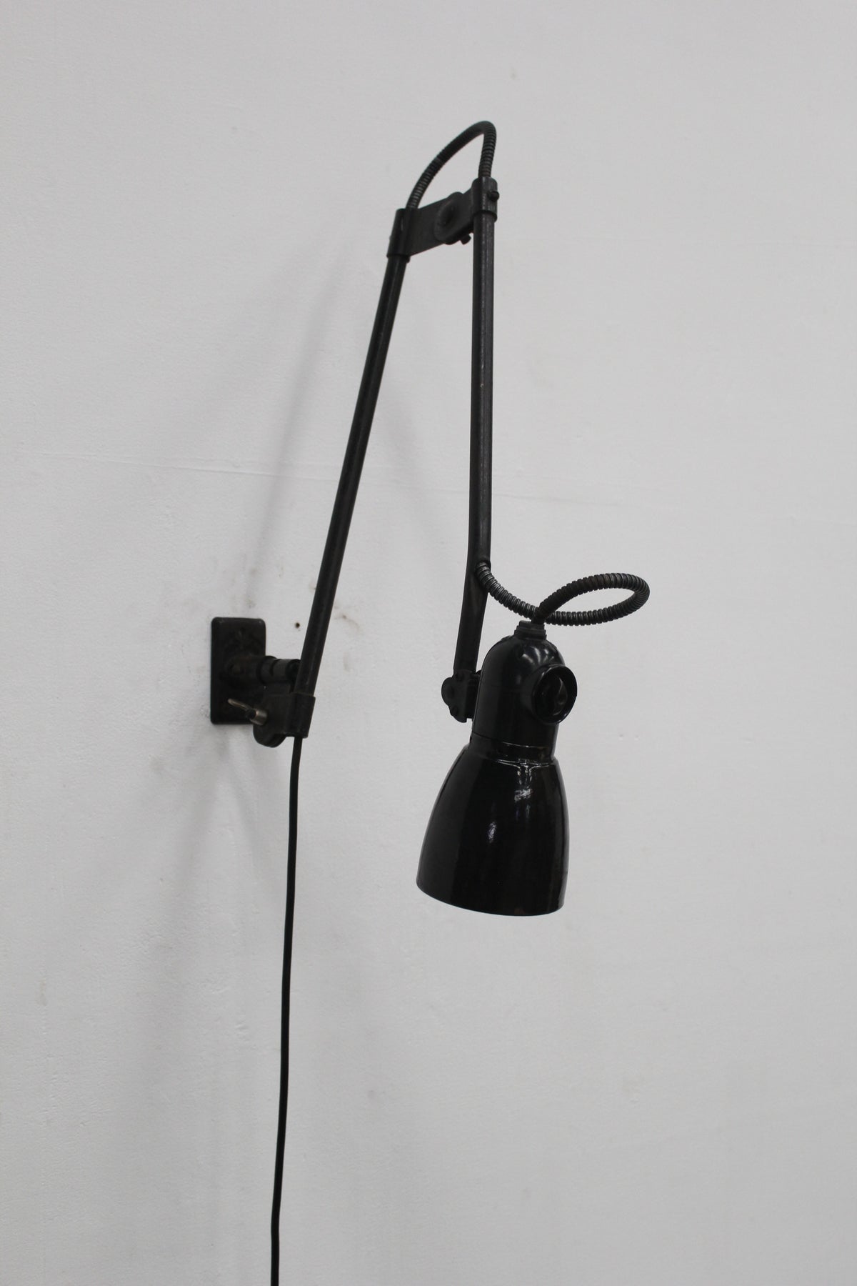 #1253 Kaiser Idell lamp