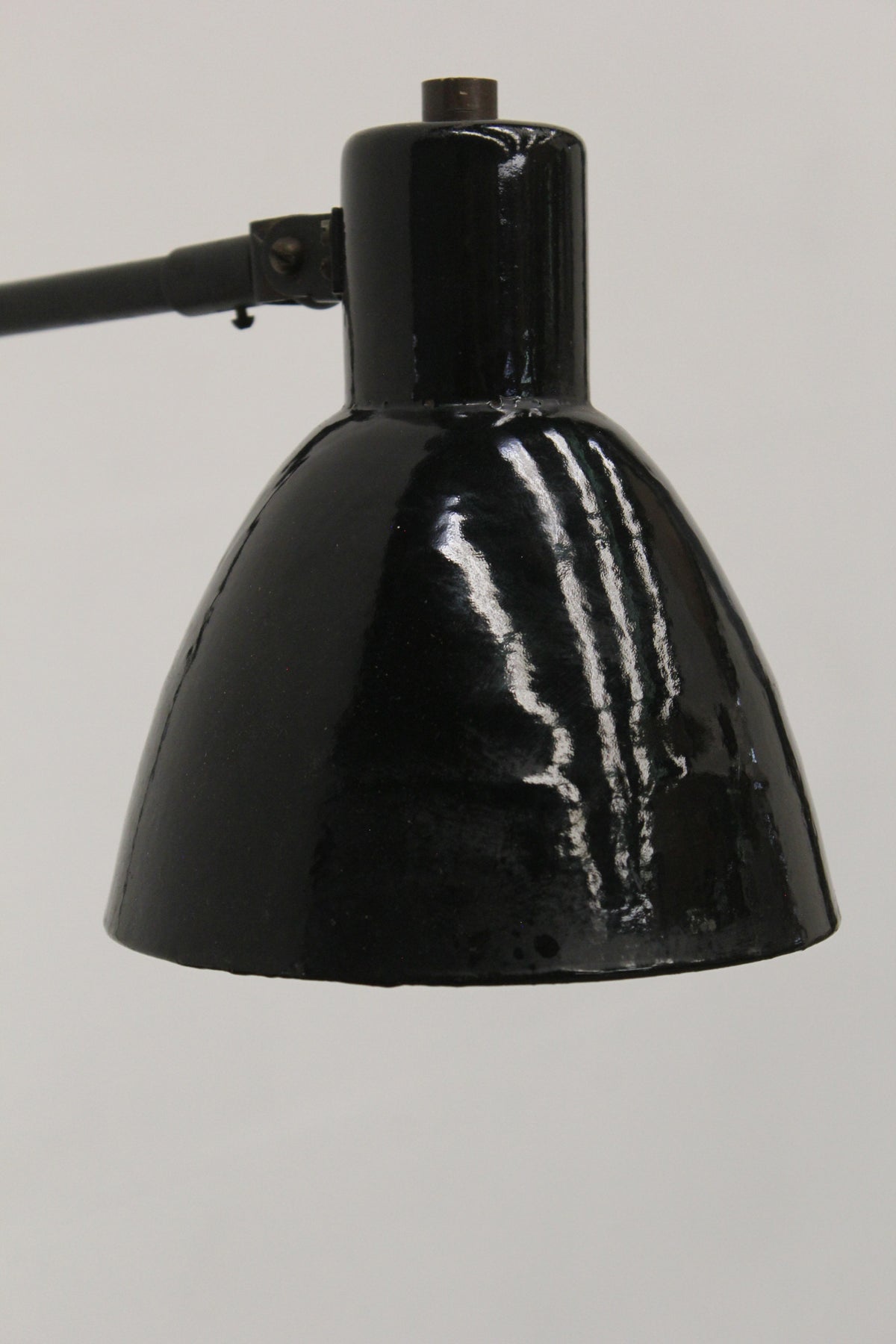 #1202 Kandem lamp