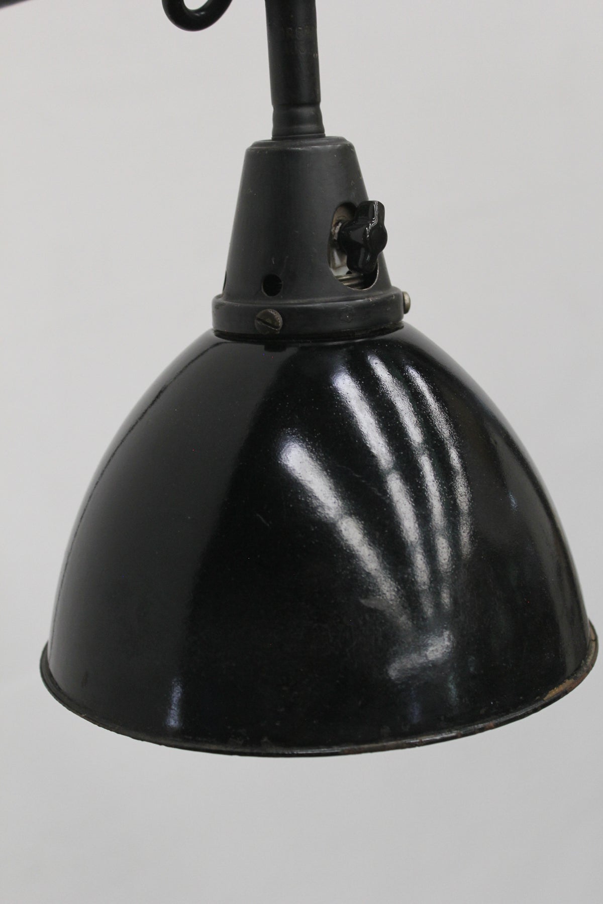 #1550 Midgard lamp