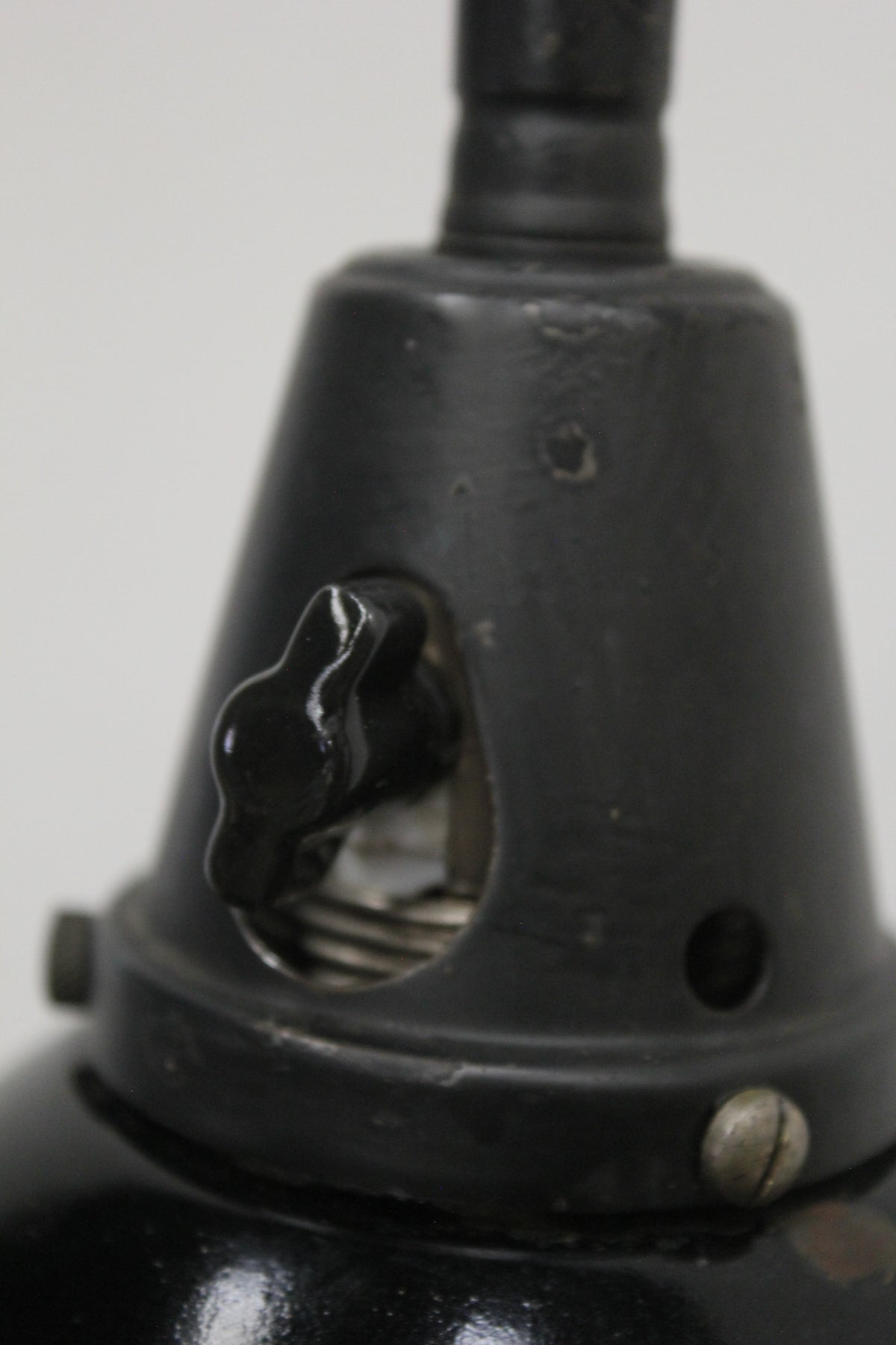 #1550 Midgard lamp