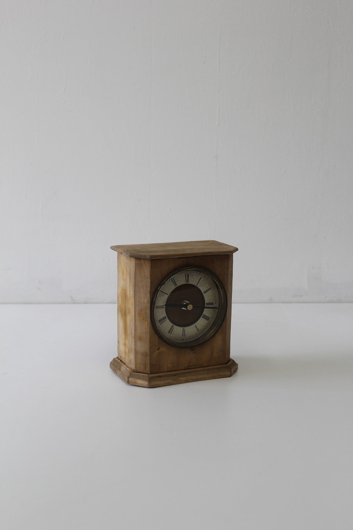#0852 clock