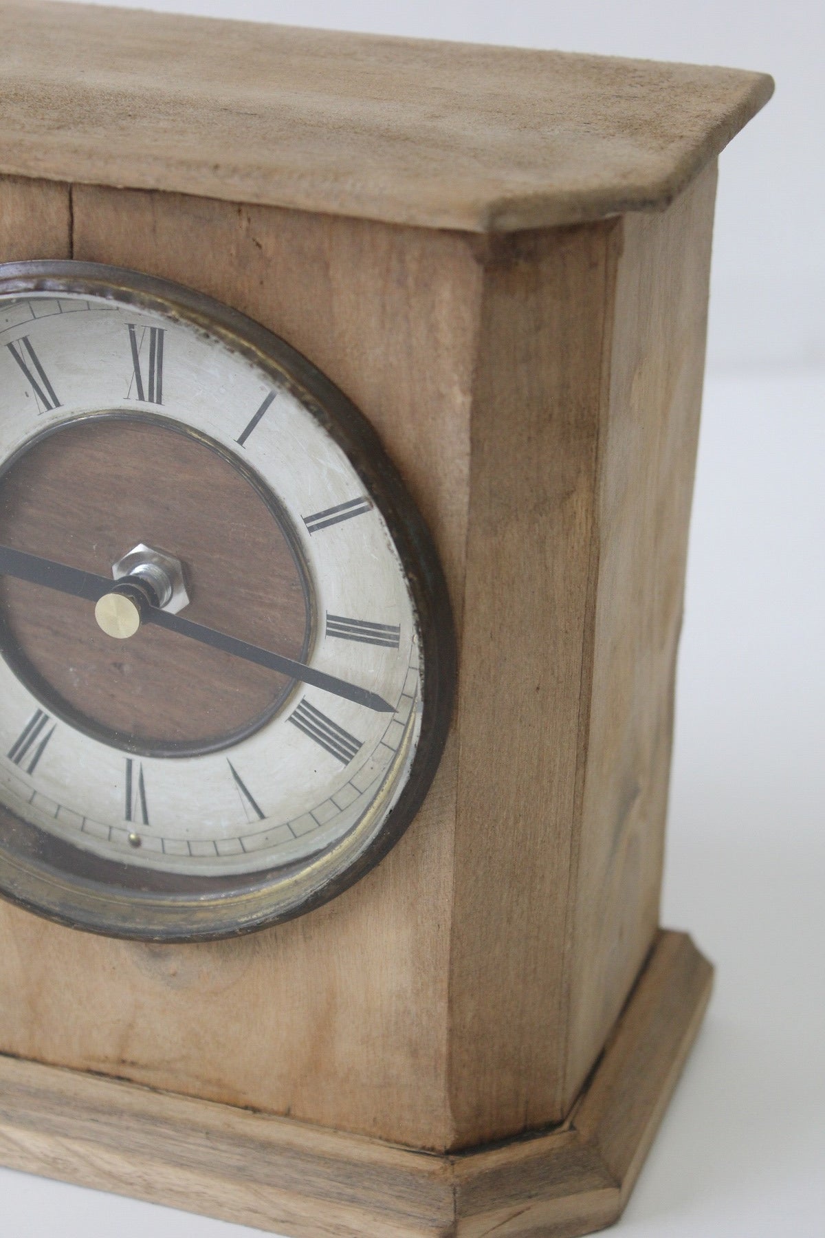 #0852 clock