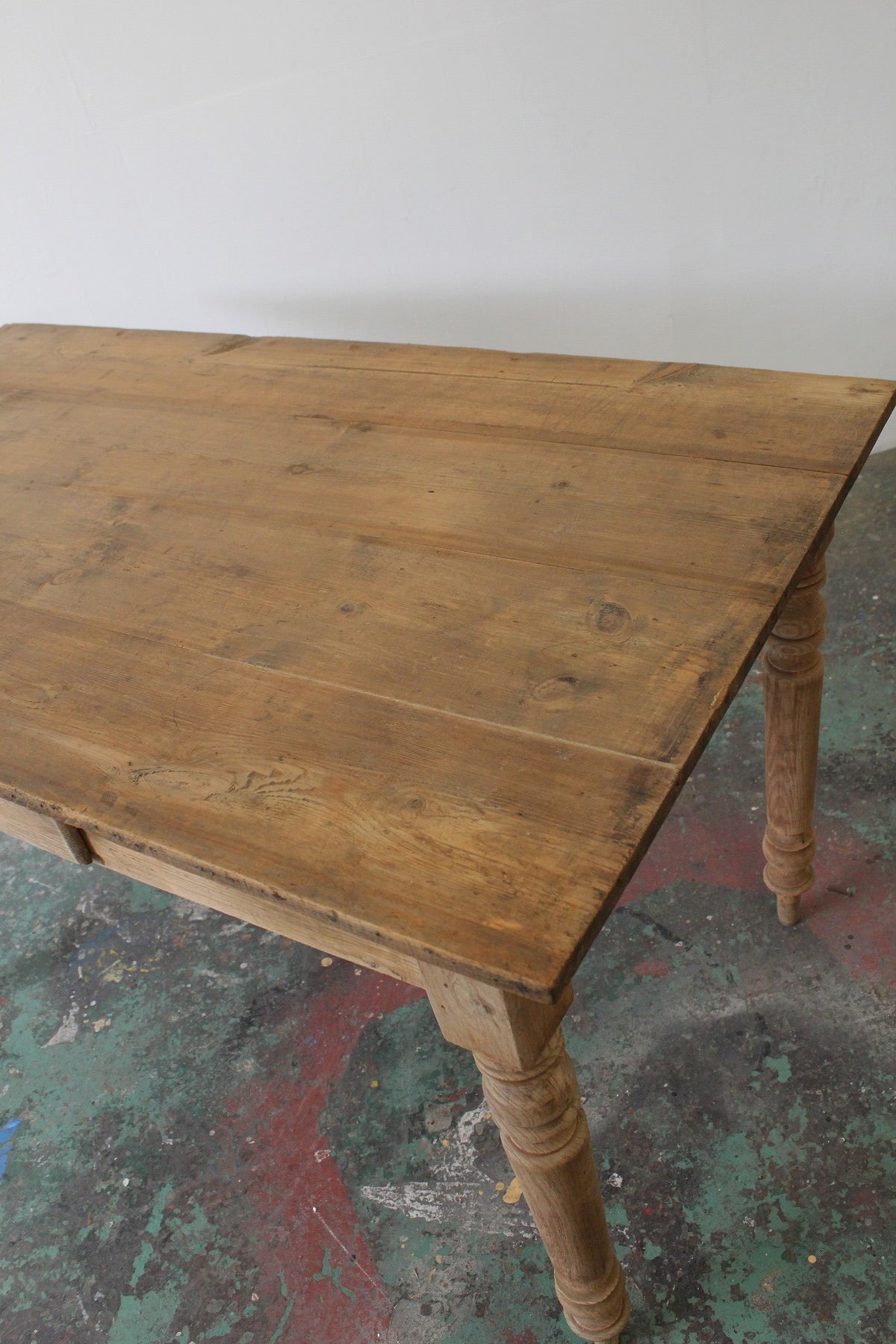 #0854 table