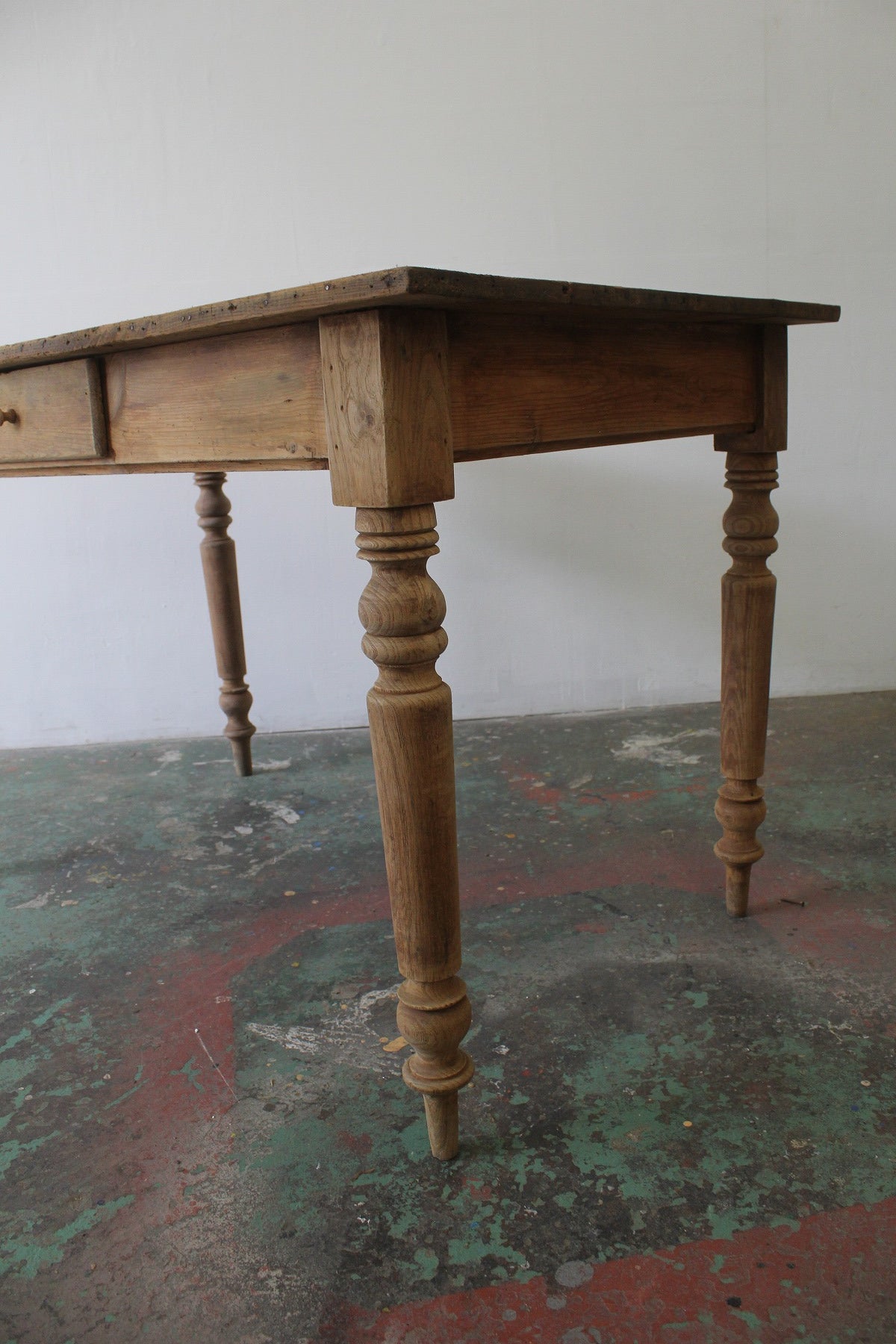 #0854 table