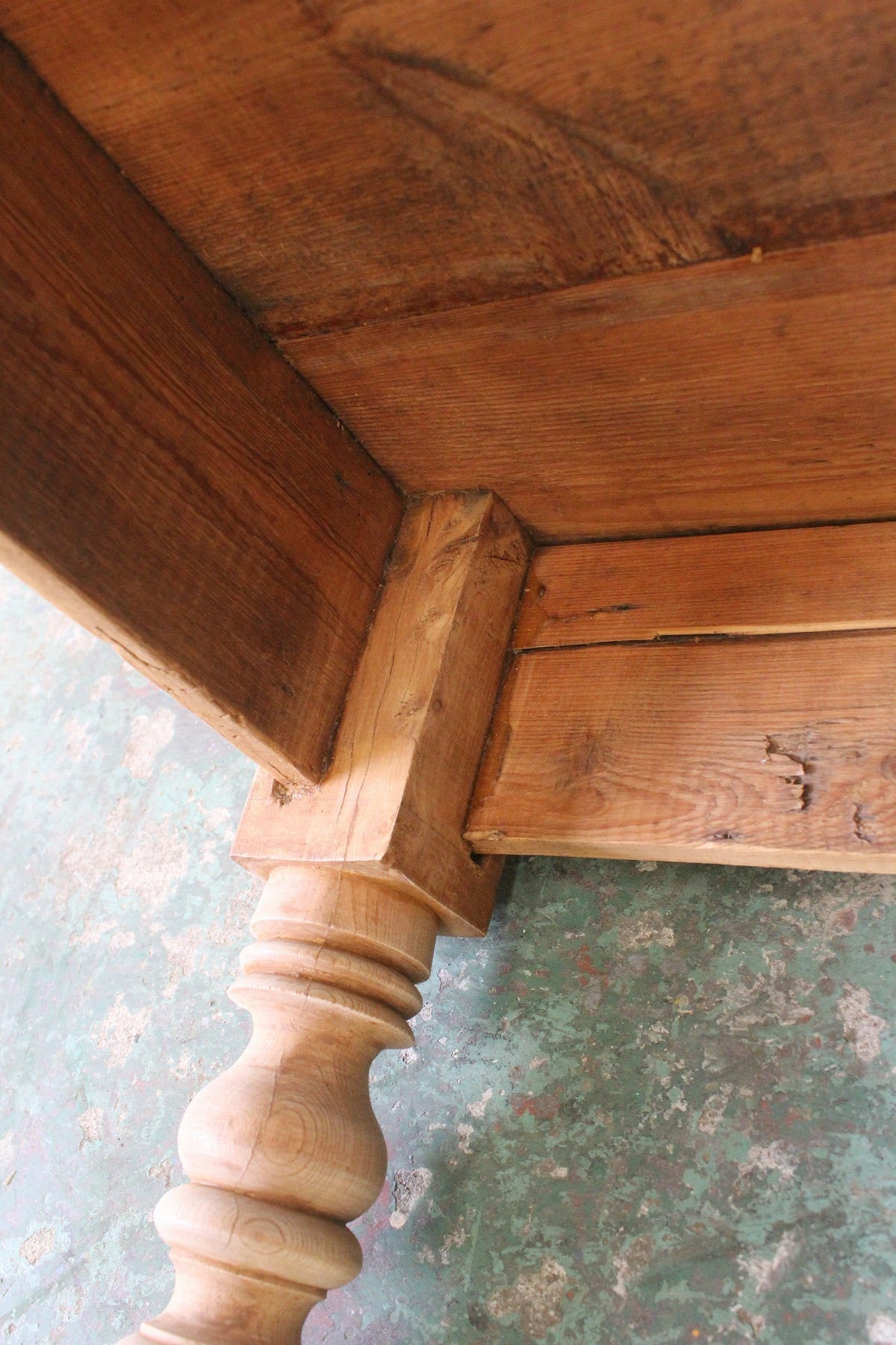 #0854 table