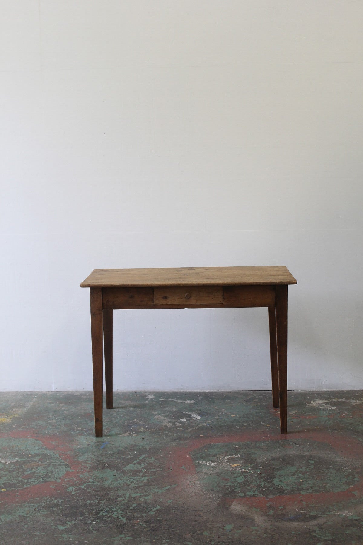 #0857 table