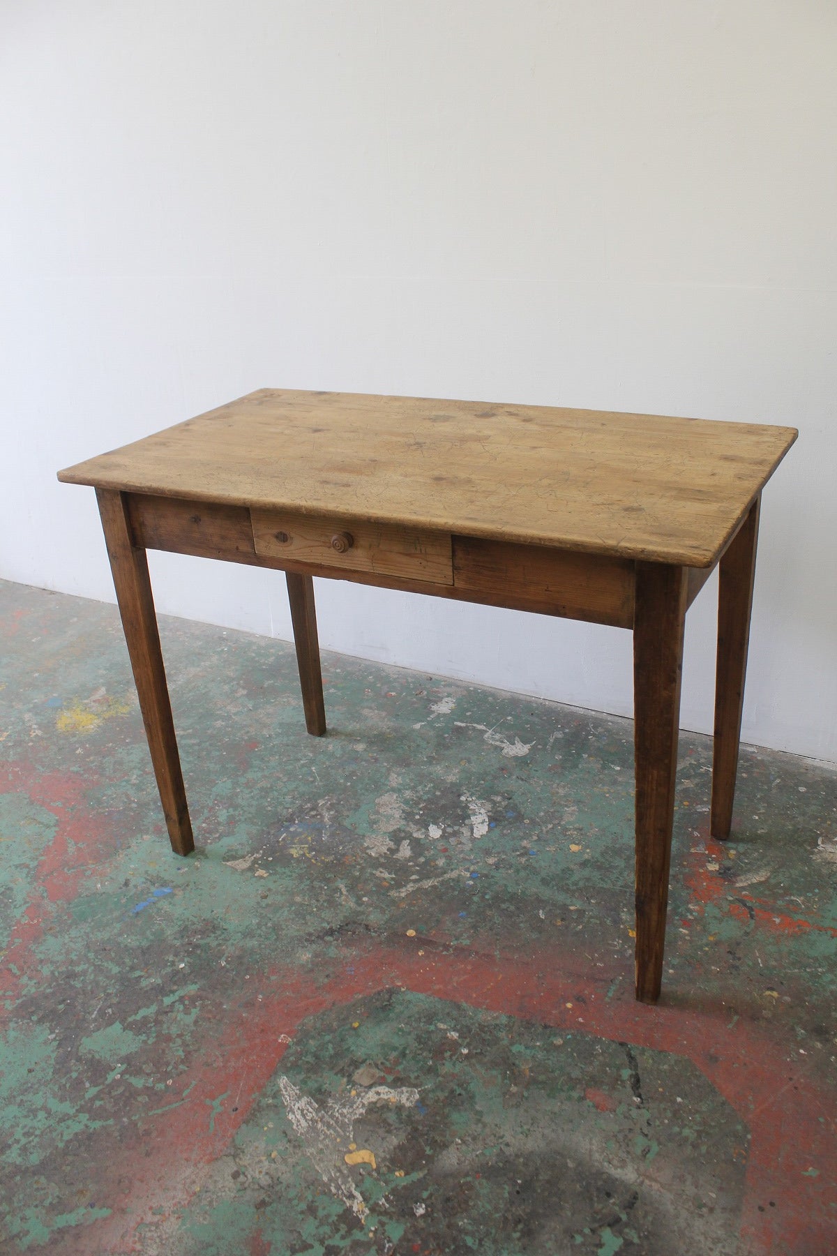 #0857 table