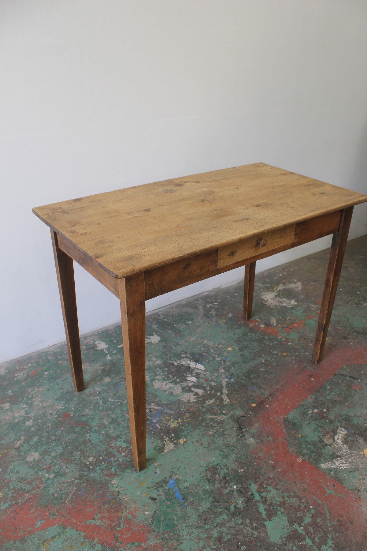 #0857 table