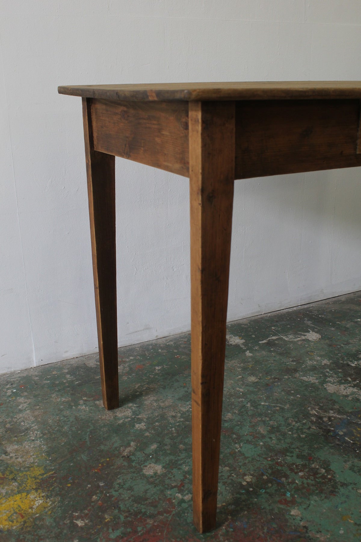 #0857 table