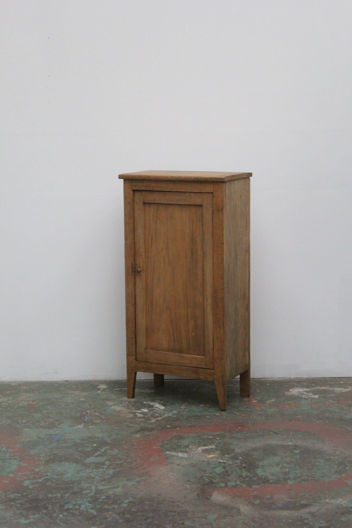 #0858 cabinet