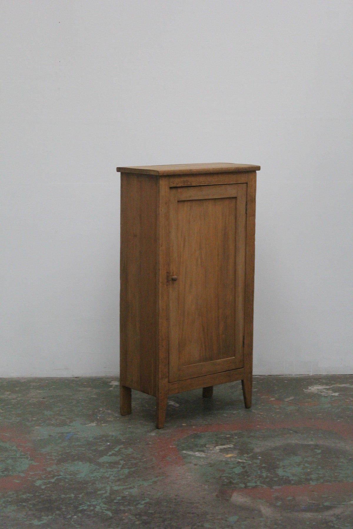 #0858 cabinet