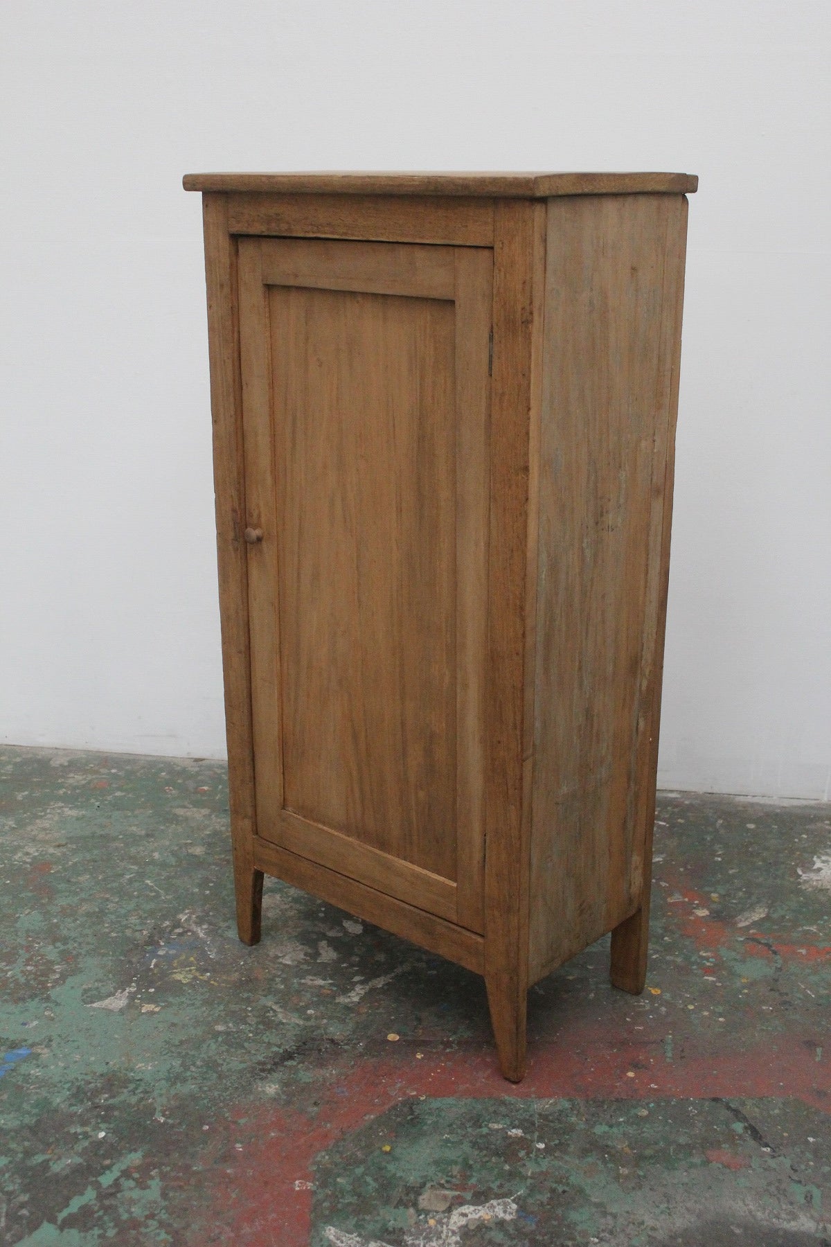 #0858 cabinet
