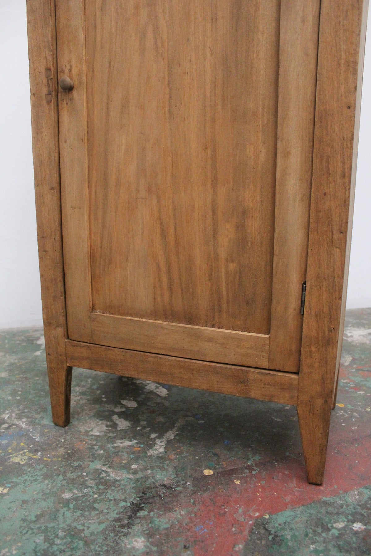 #0858 cabinet
