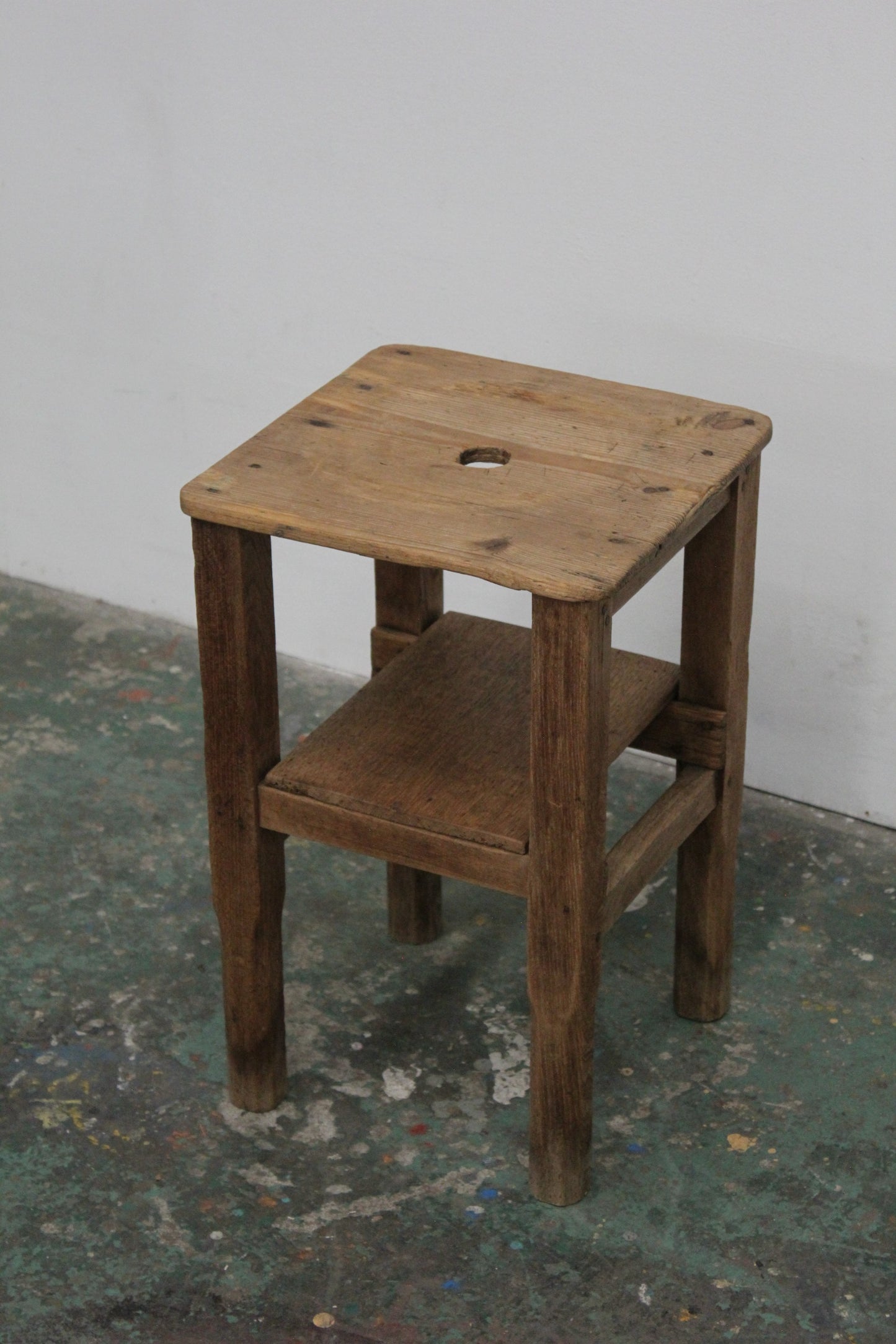 #1292 high stool