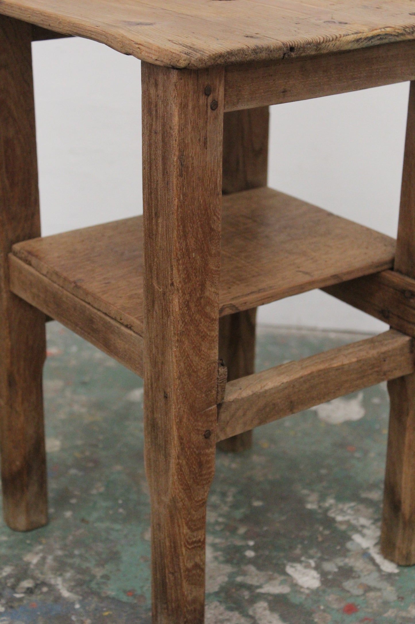 #1292 high stool