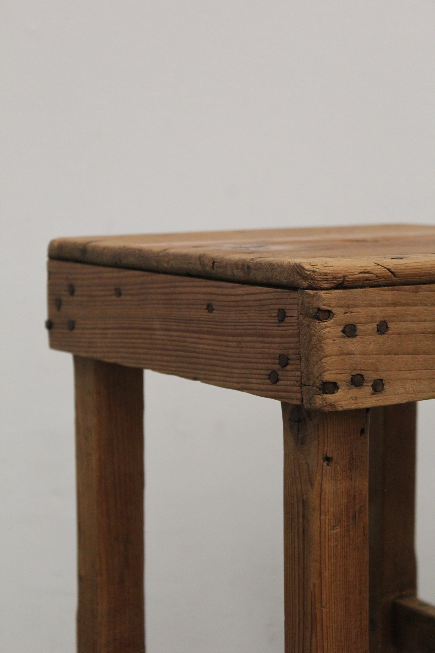 #1292 high stool