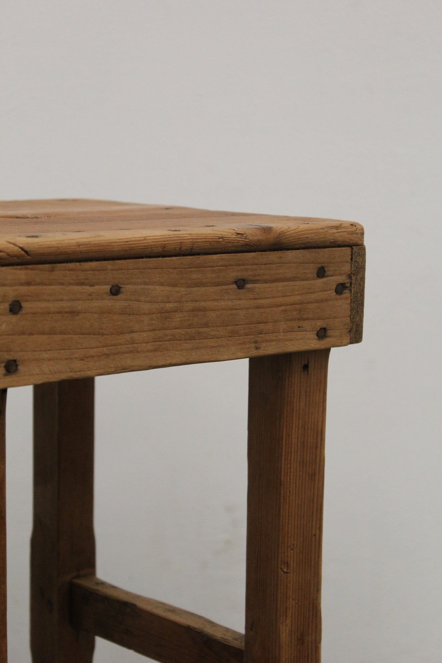 #1292 high stool