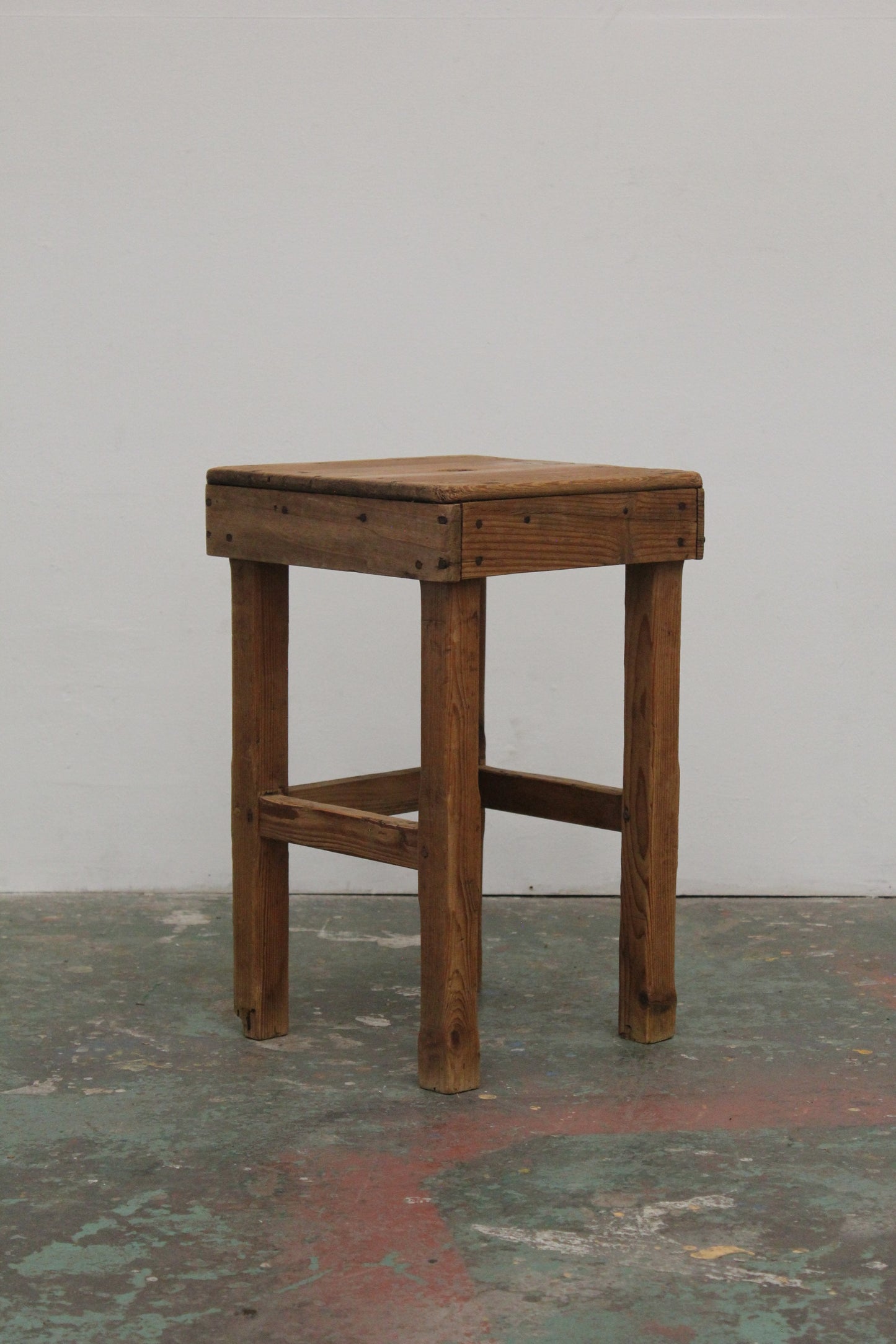 #1292 high stool