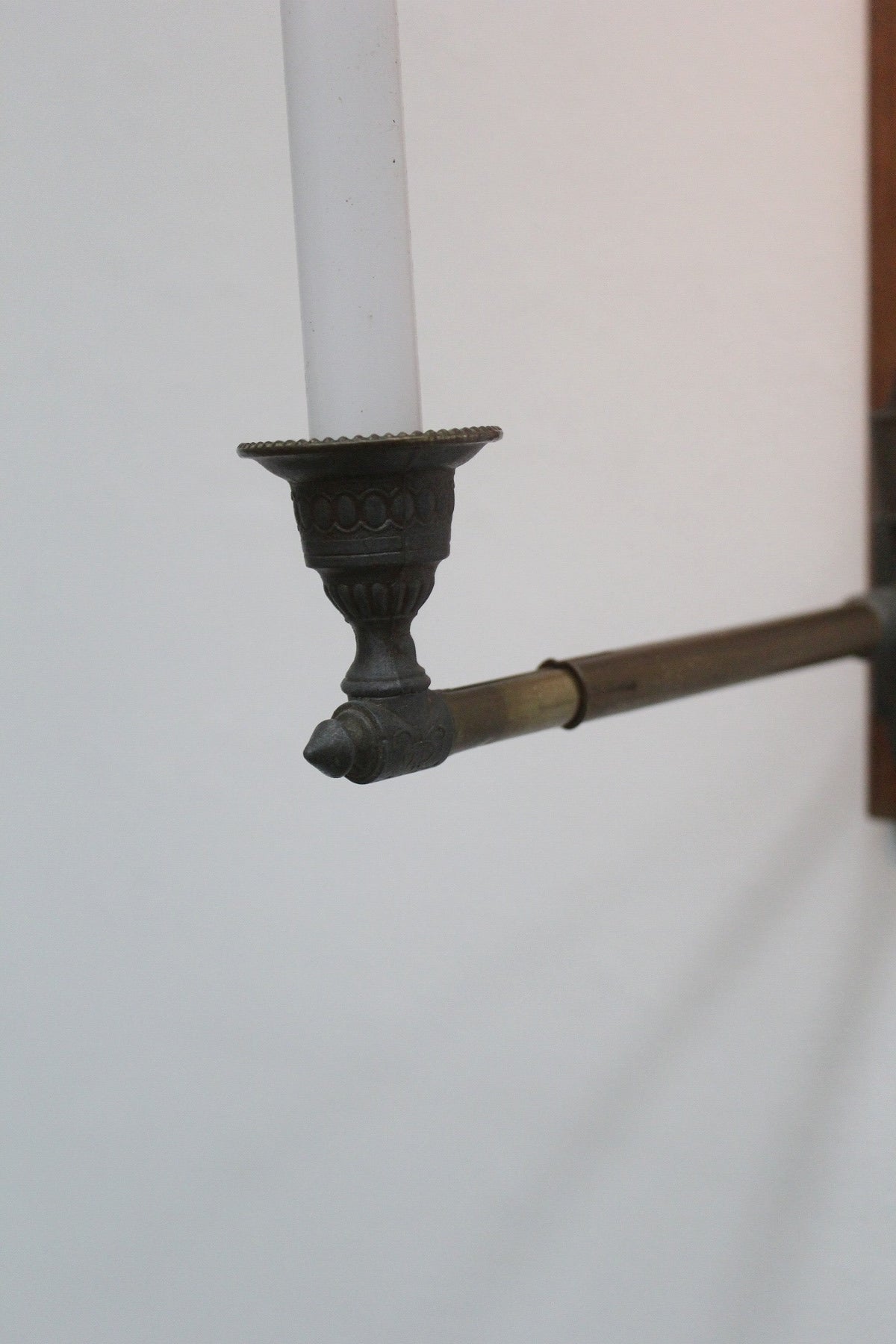 #0860 candle stand
