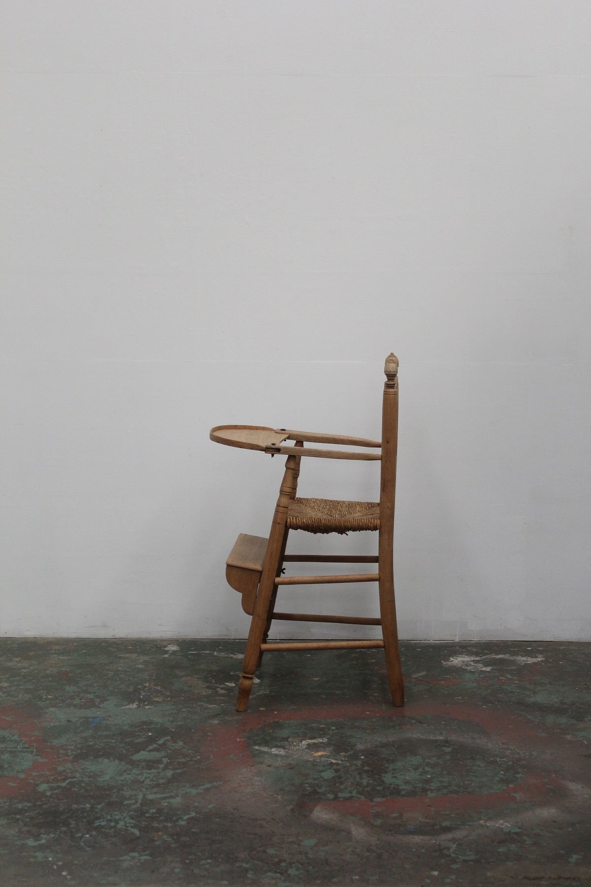 #0861 baby chair