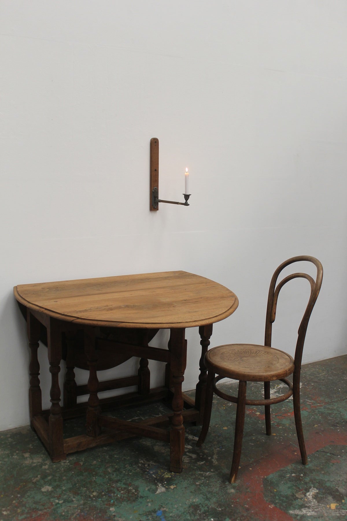 #0860 candle stand