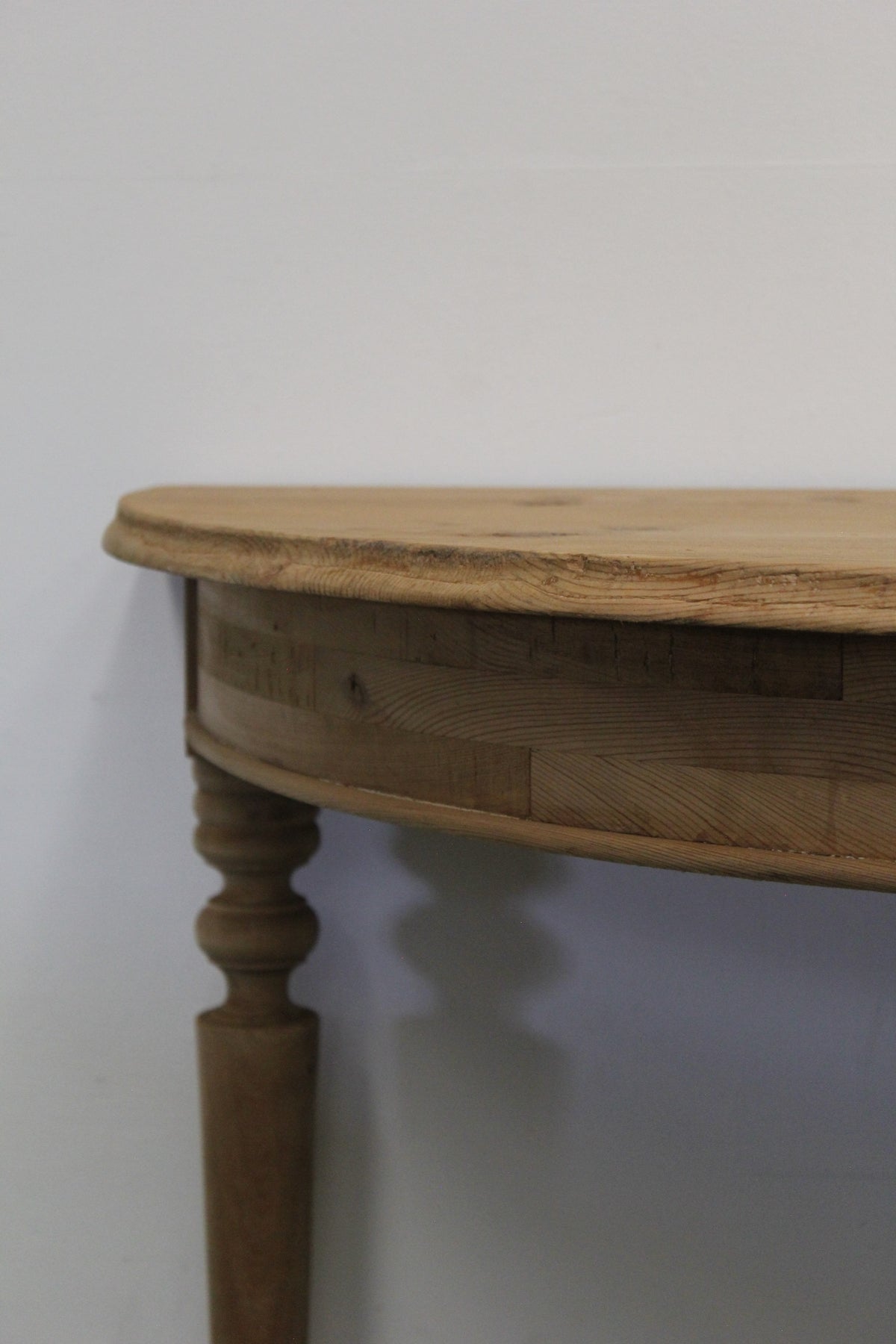 #1002 console table