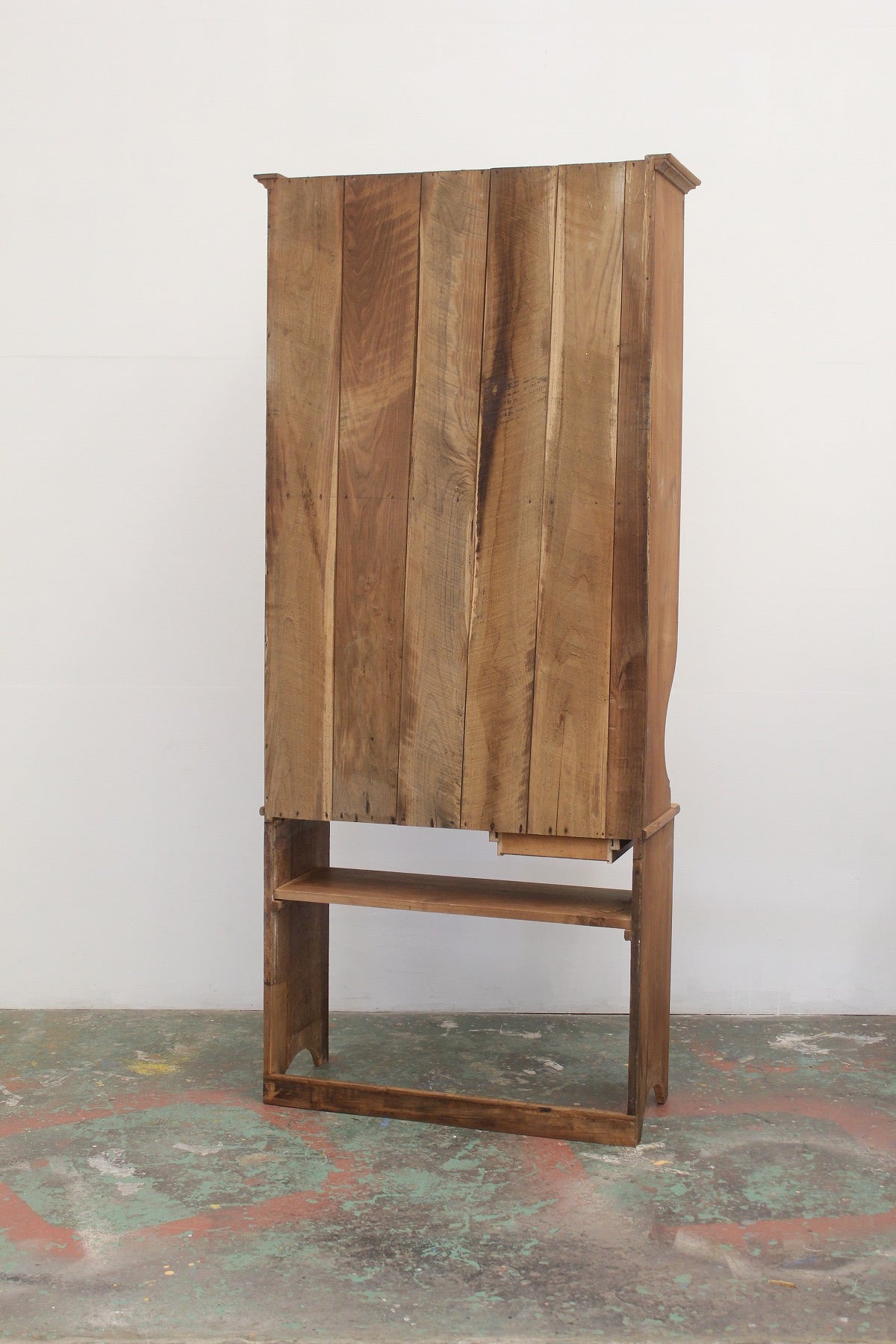 #0868 cupboard