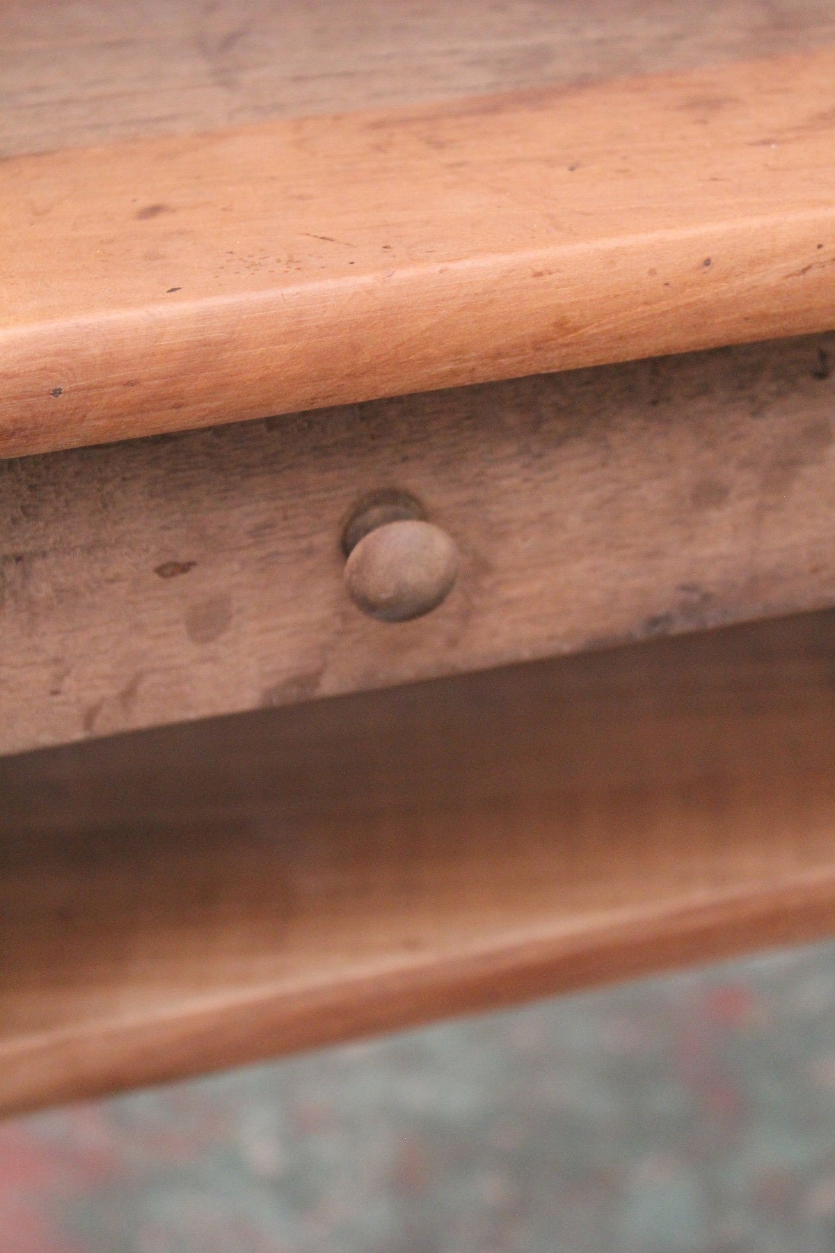 #0868 cupboard