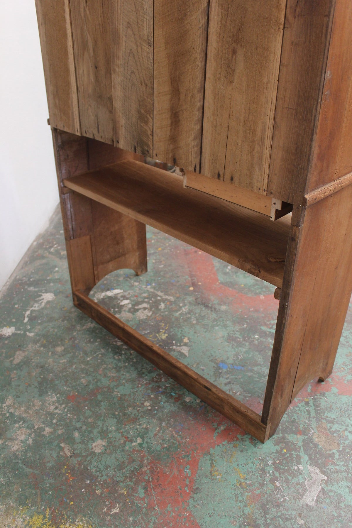 #0868 cupboard