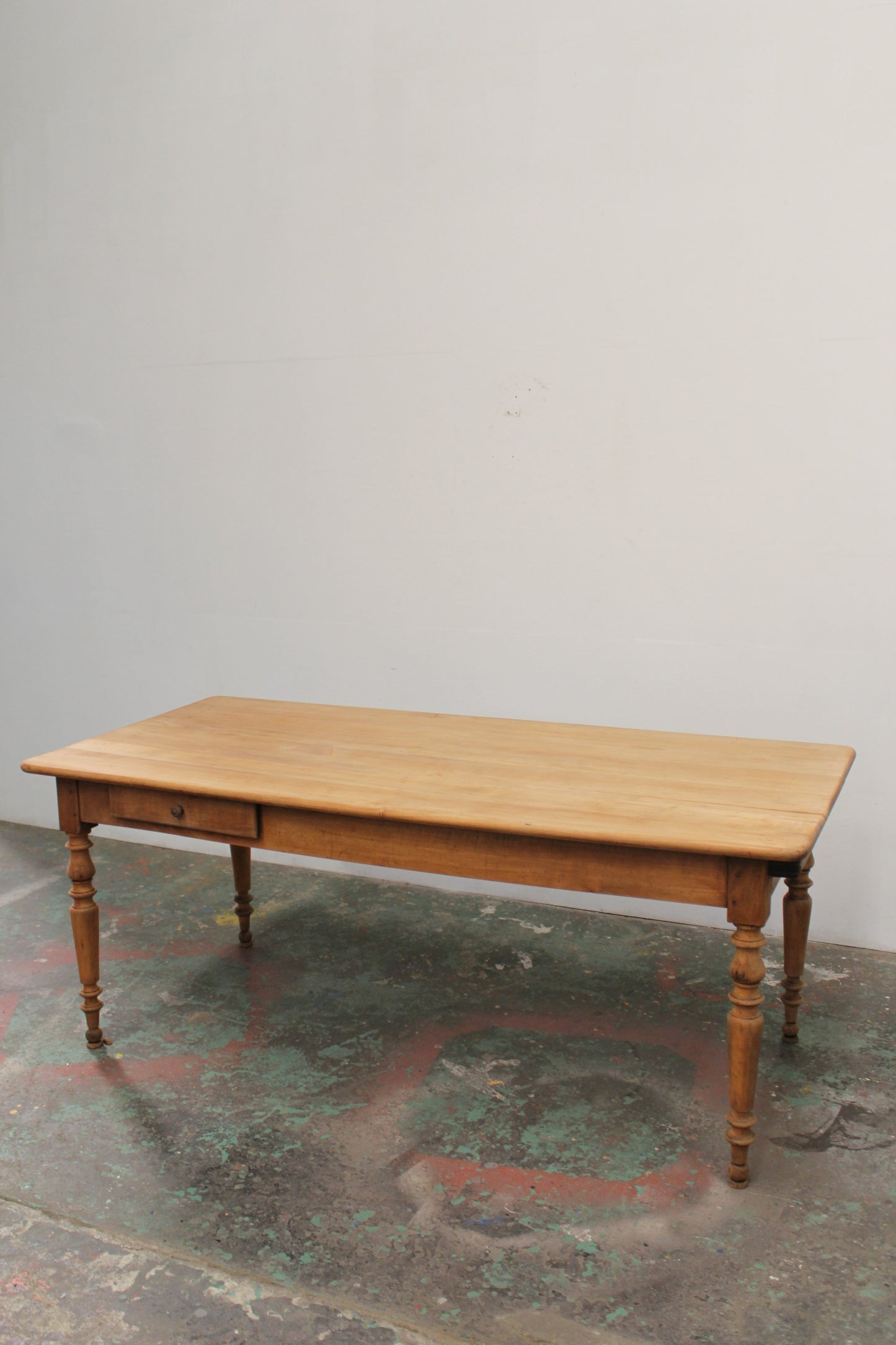 #1268 table