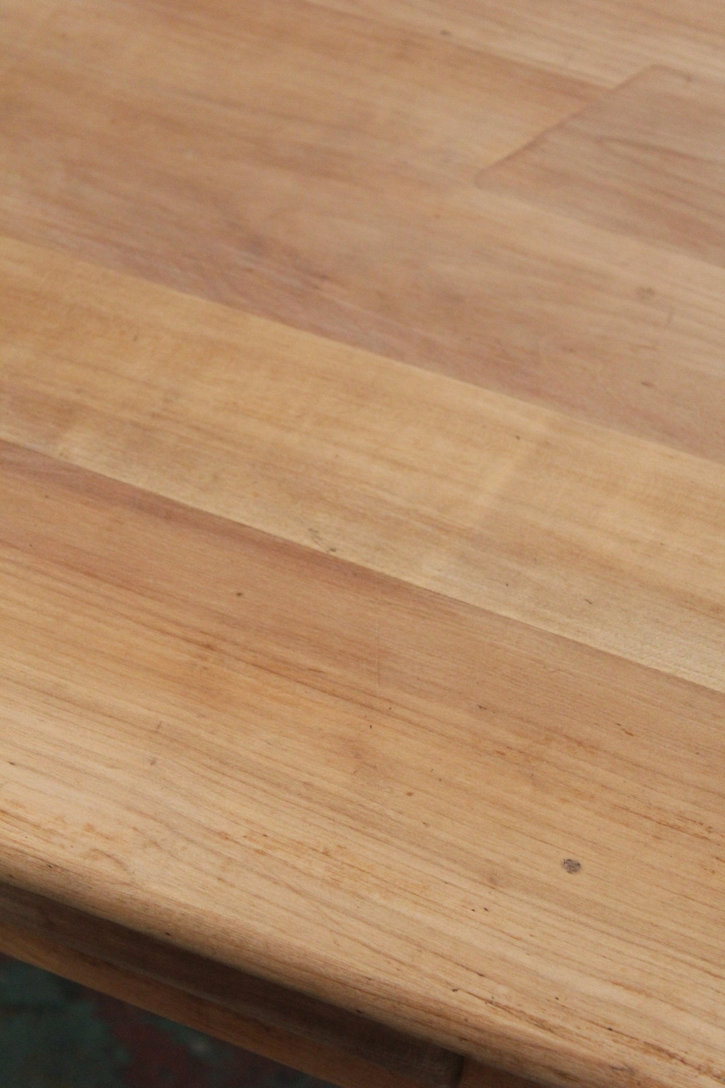 #1268 table