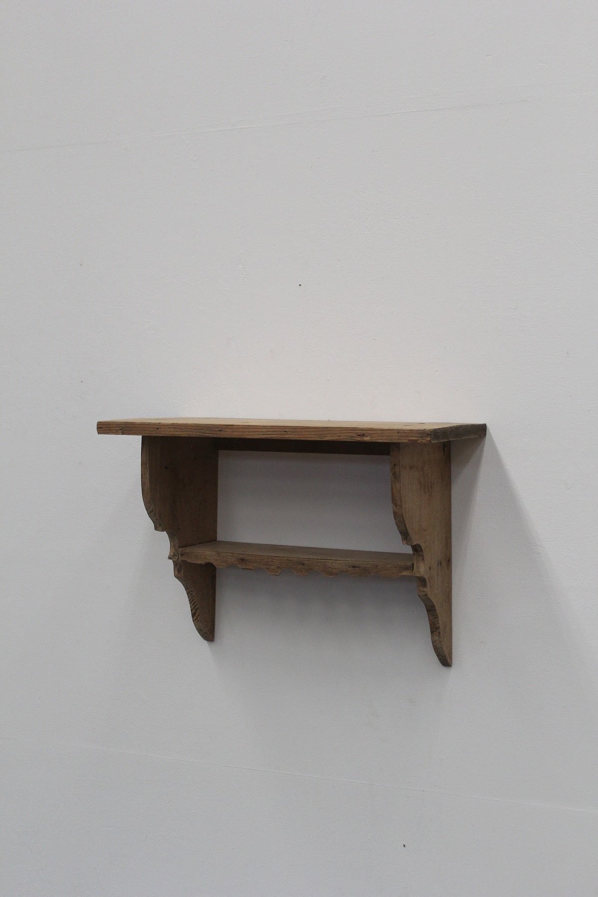 #0876 shelf