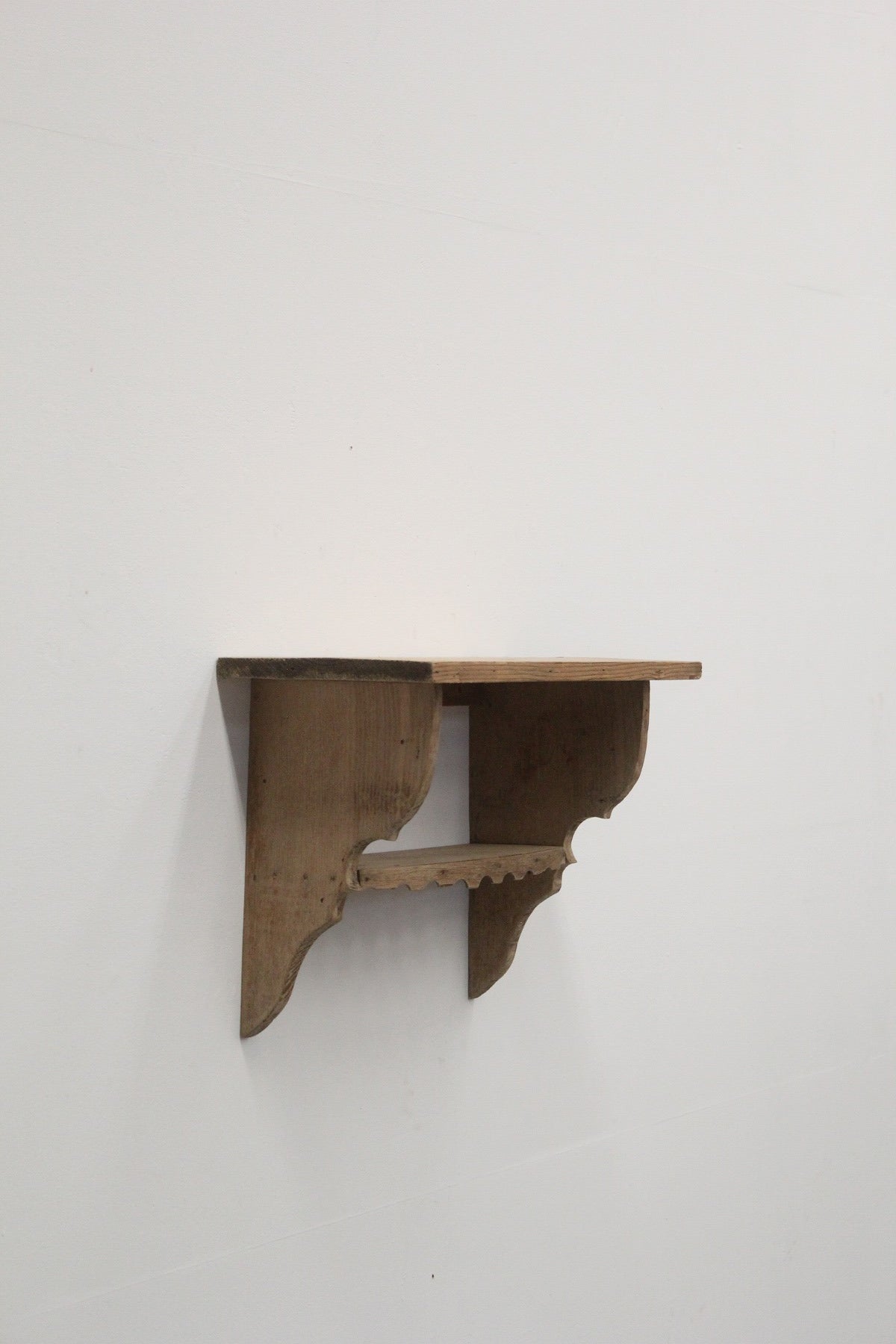 #0876 shelf