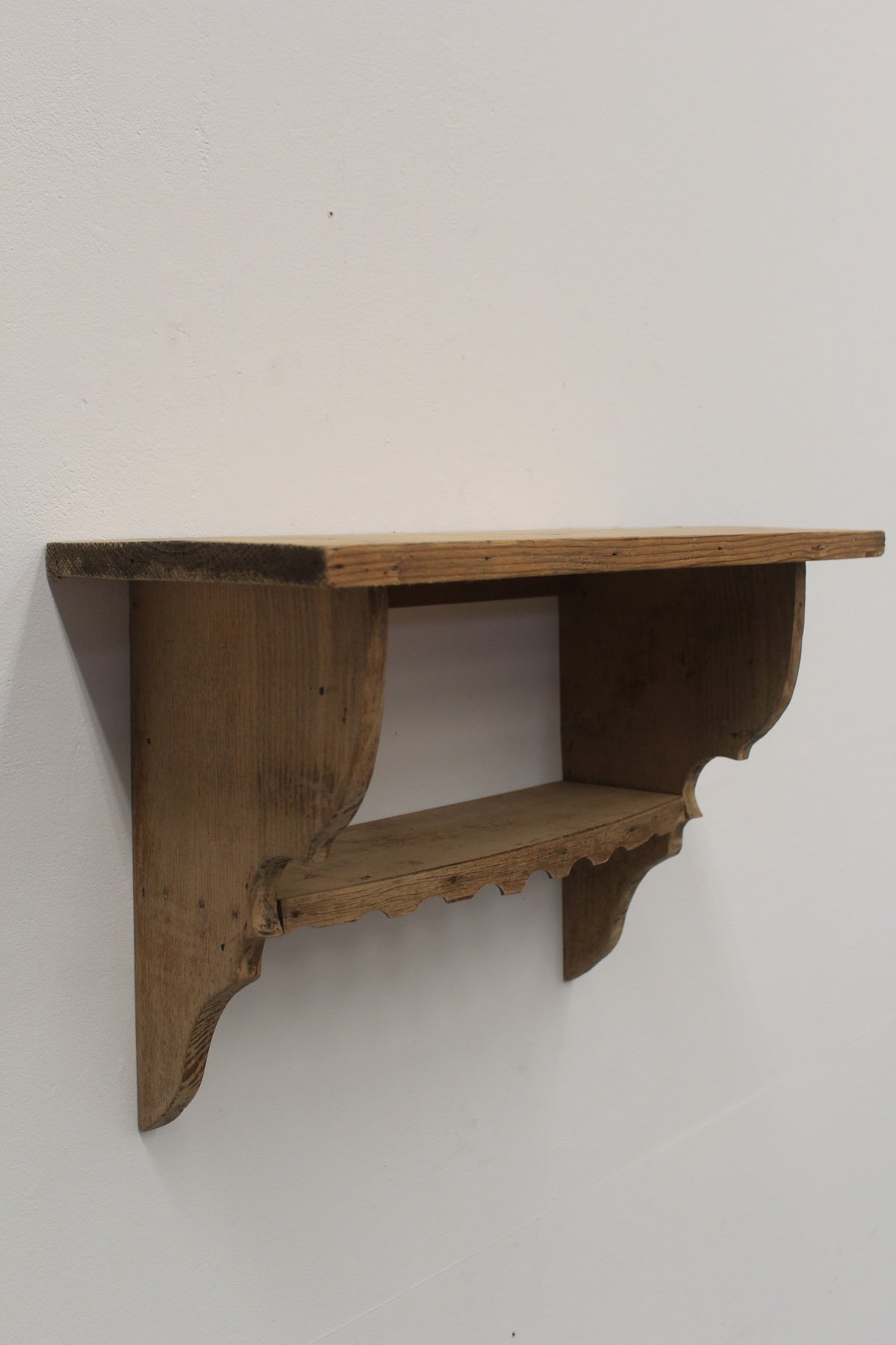 #0876 shelf